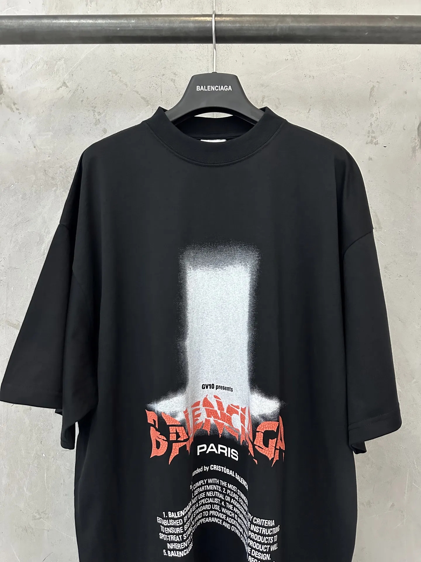 Gothic Logo Print Oversized T-Shirt D17011963 — view 3