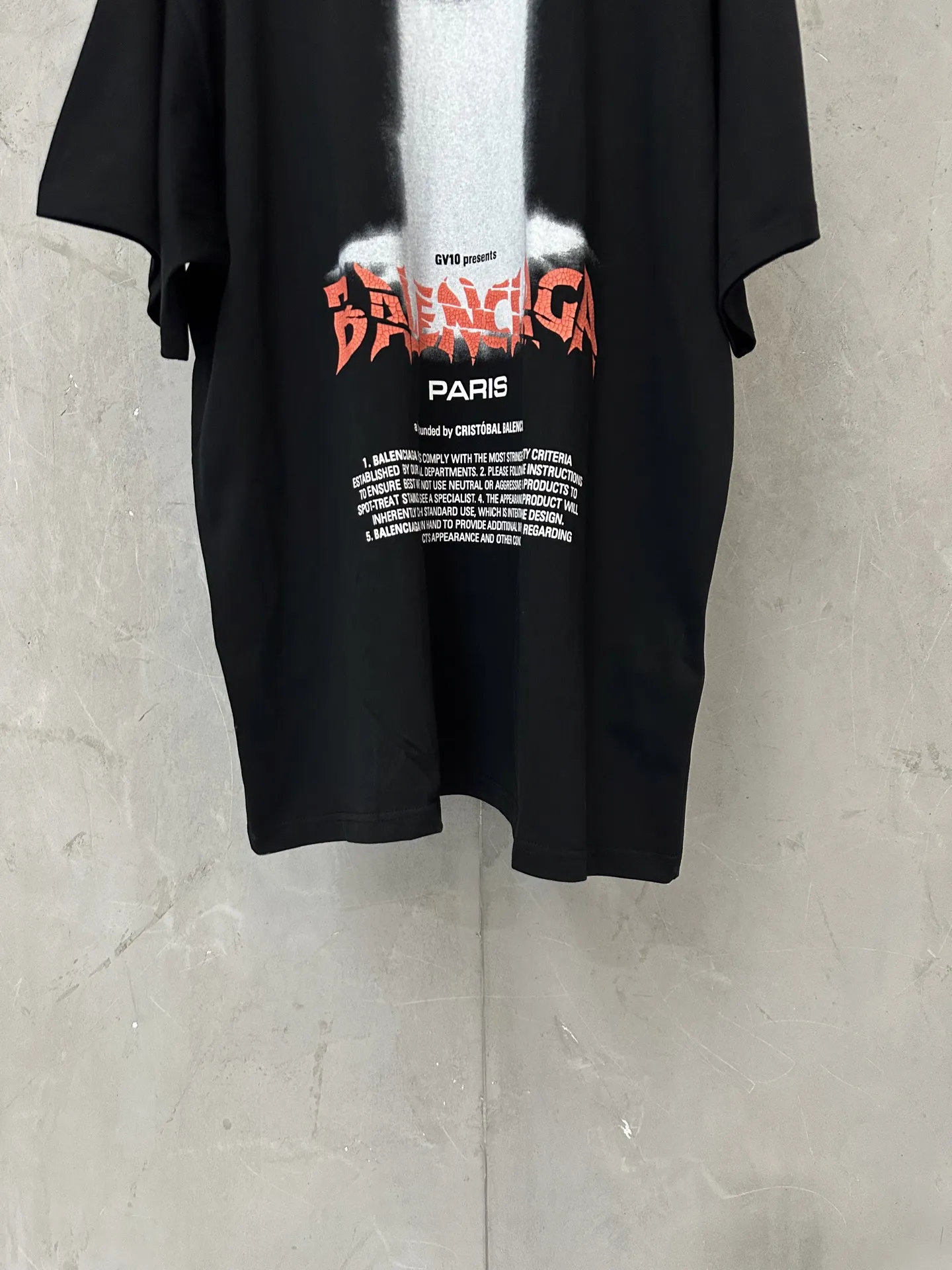 Gothic Logo Print Oversized T-Shirt D17011963 — view 4