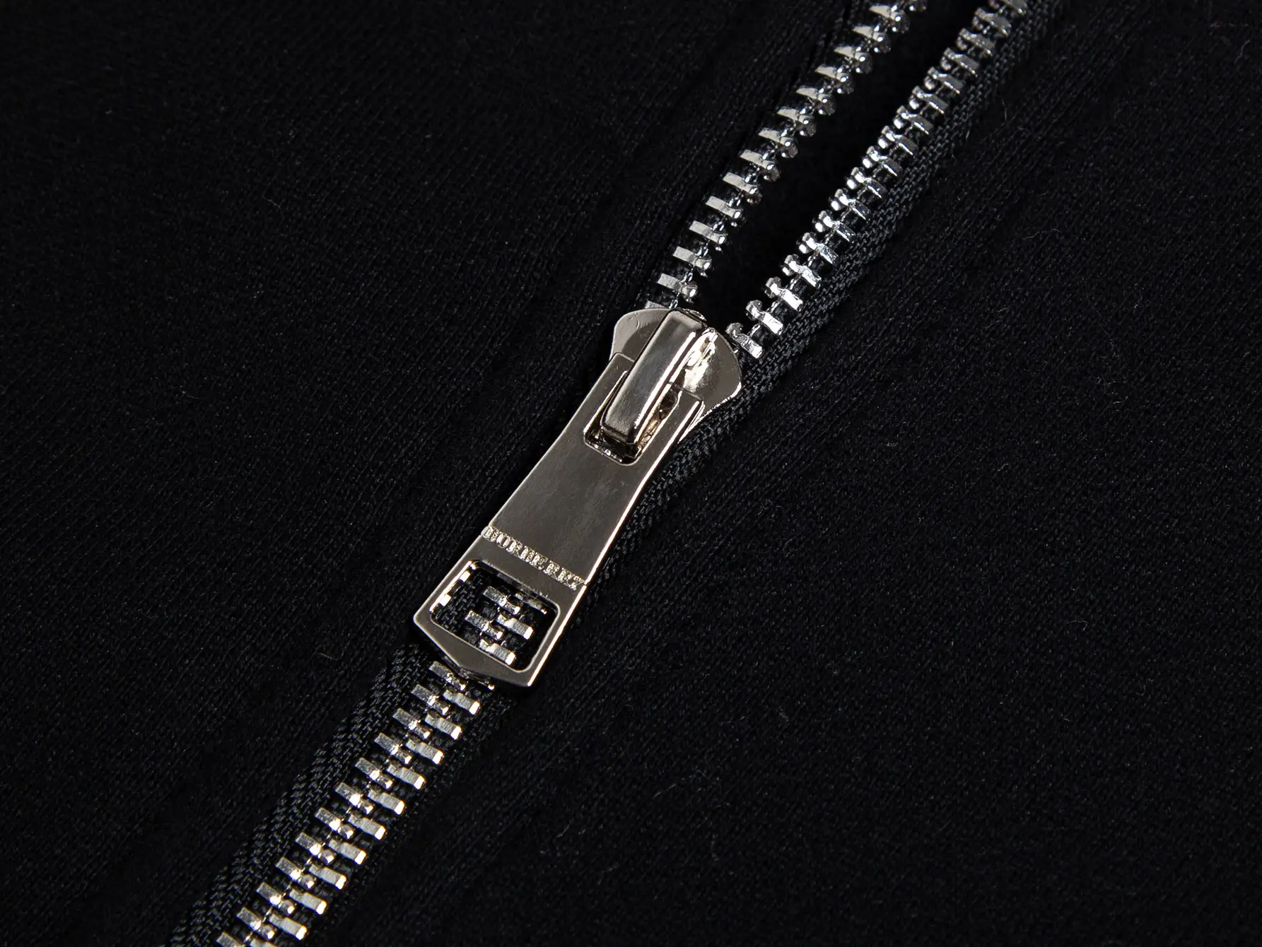 Check-Lined Embroidered Zip-Up Hoodie D17016447 — view 4