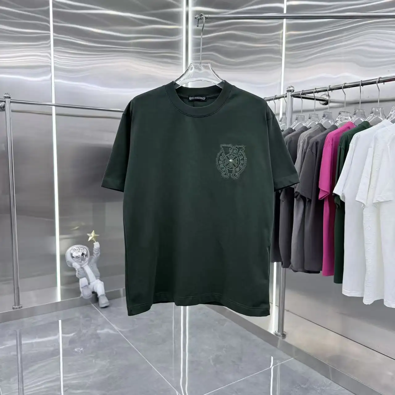 Embellished Horseshoe Logo T-Shirt D17514306