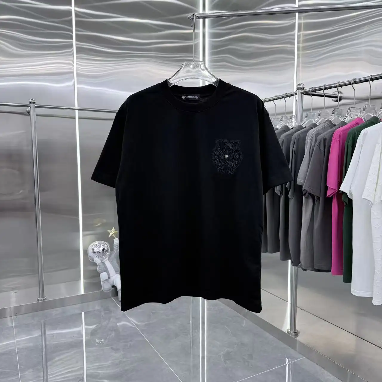 Horseshoe Logo Embellished T-Shirt D17514305