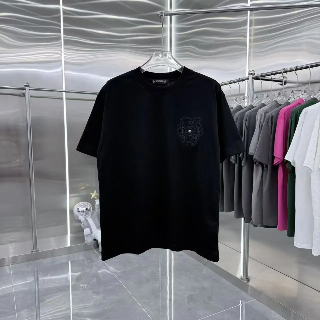 Horseshoe Logo Embellished T-Shirt D17514305