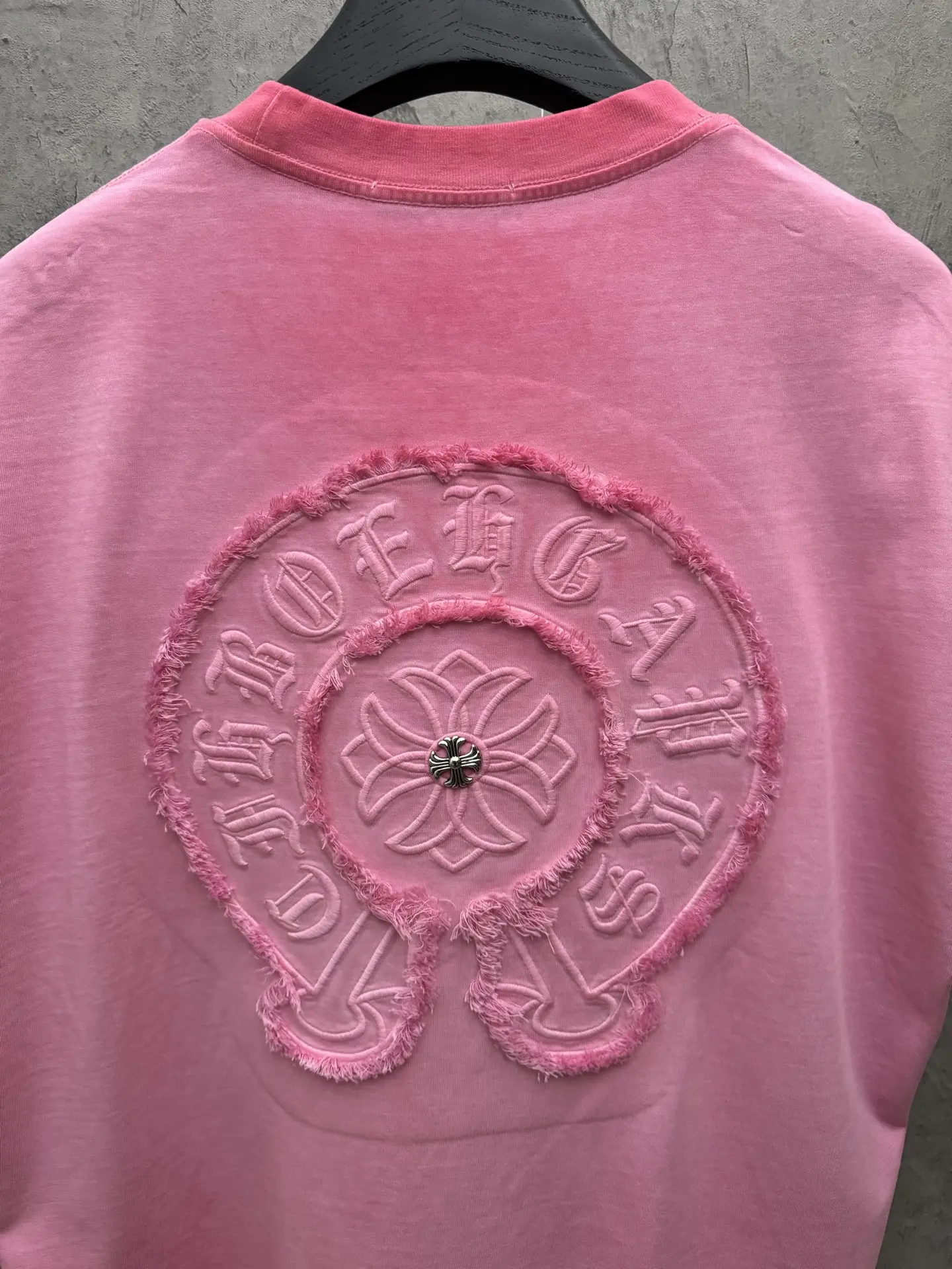 Embroidered Washed Cotton T-Shirt D17514372 — view 7