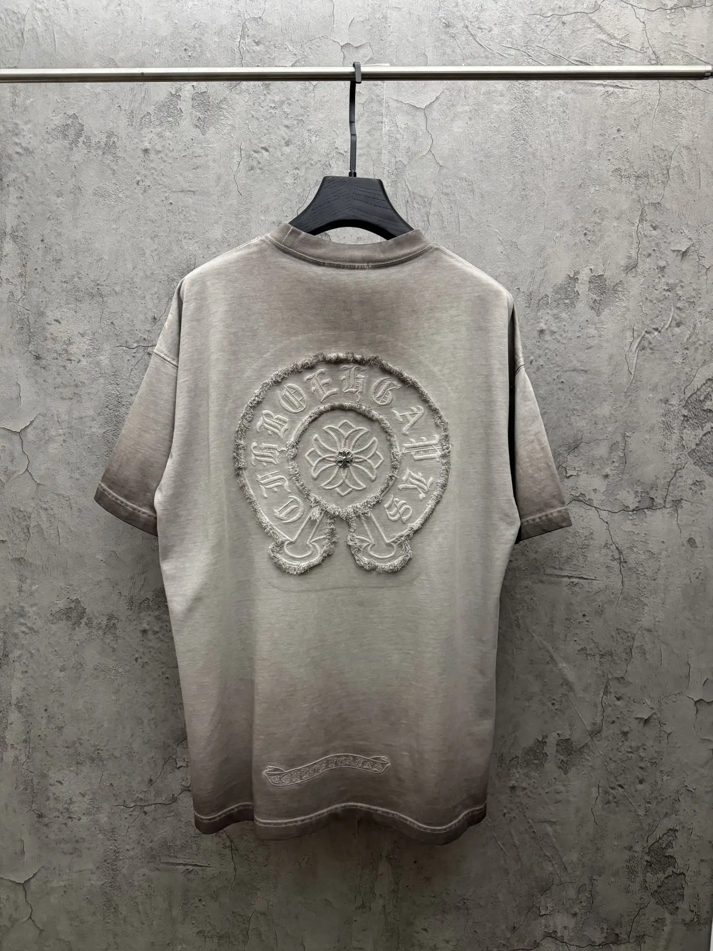 Embroidered Washed Cotton T-Shirt D17514367 — view 2
