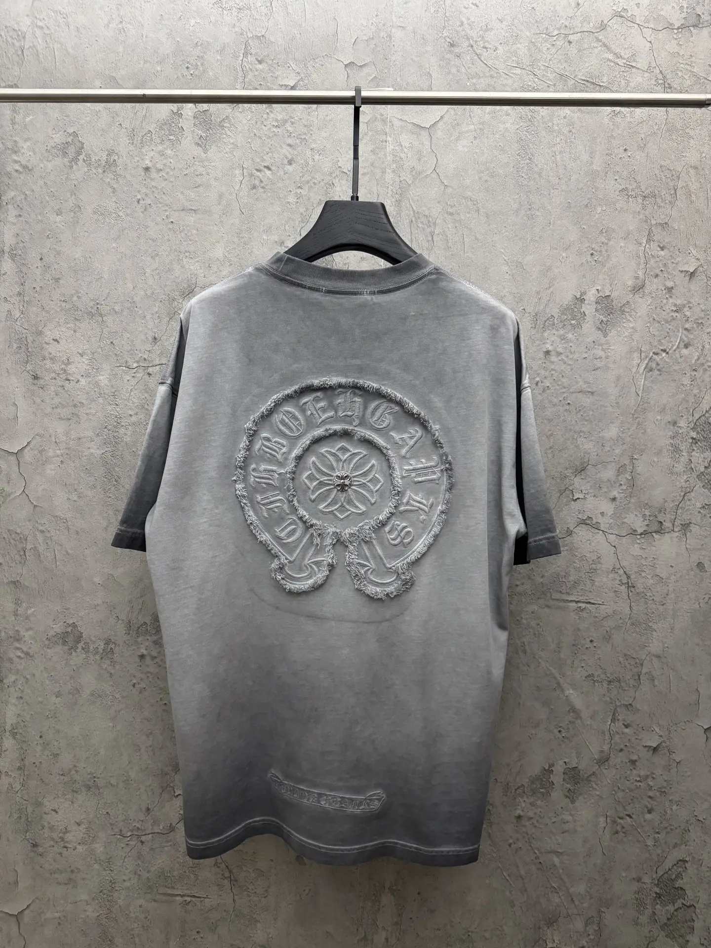 Embroidered Washed Cotton T-Shirt D17514369 — view 2