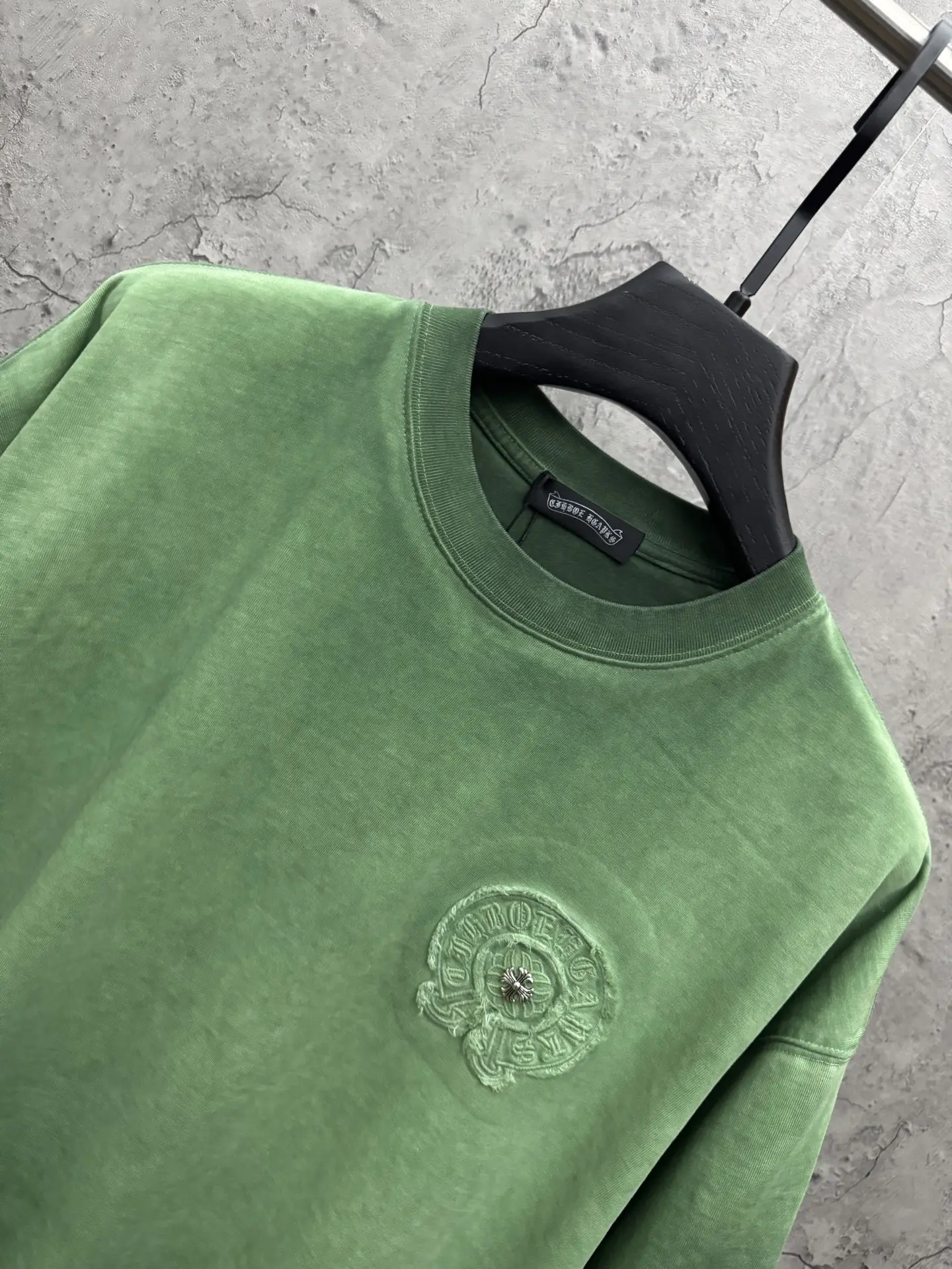 Embroidered Washed Cotton T-Shirt D17514371 — view 3