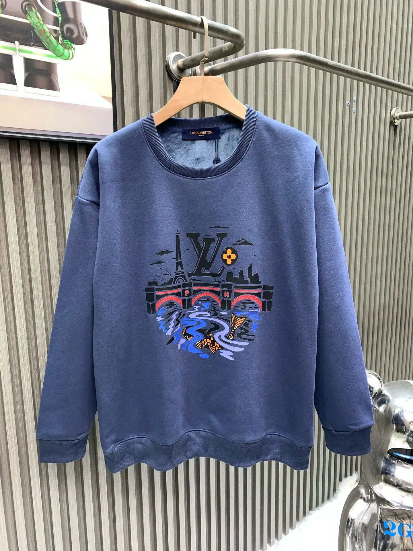 Graphic Print Fleece-Lined Sweatshirt D17514540