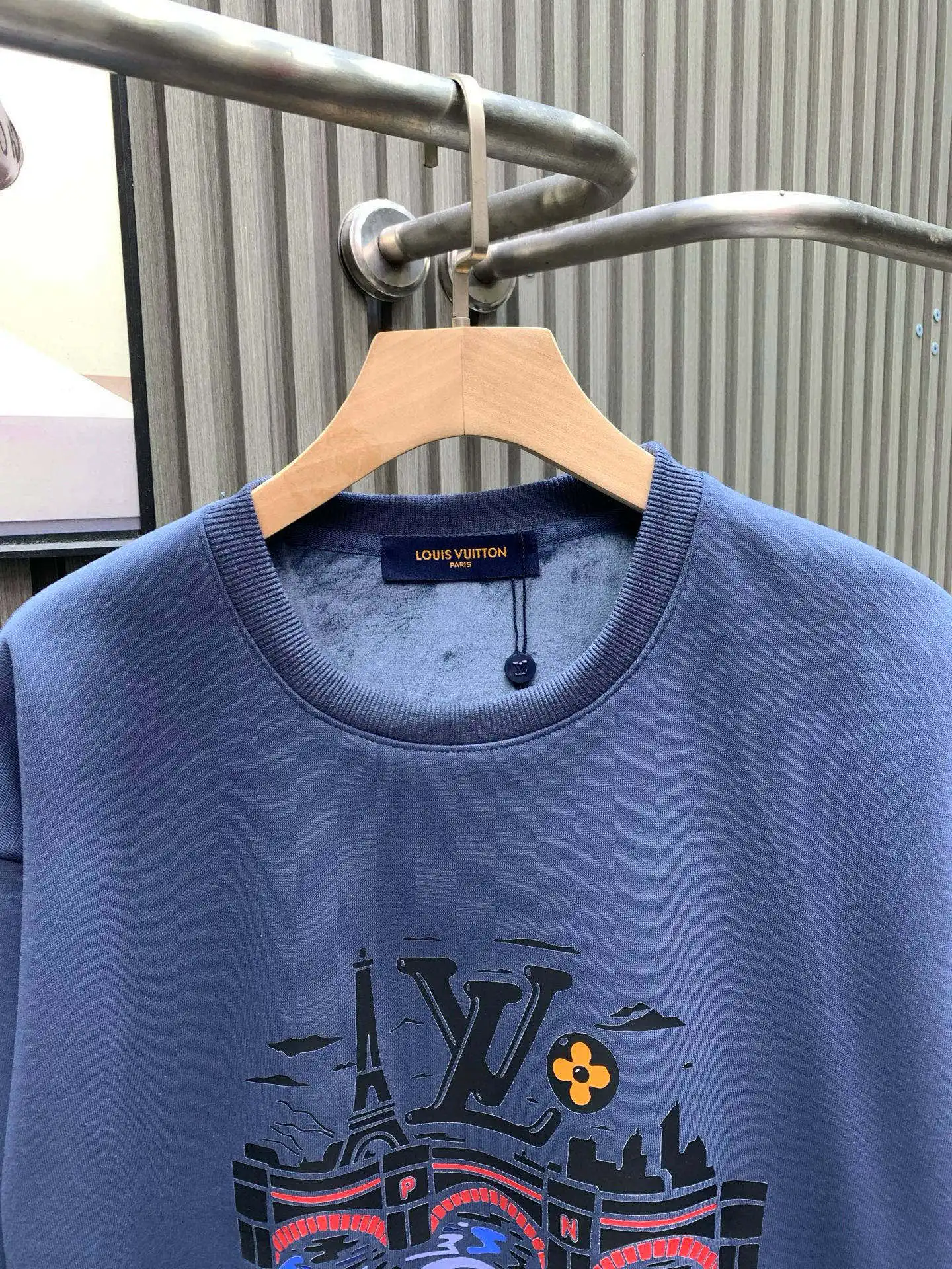Graphic Print Fleece-Lined Sweatshirt D17514540 — view 3