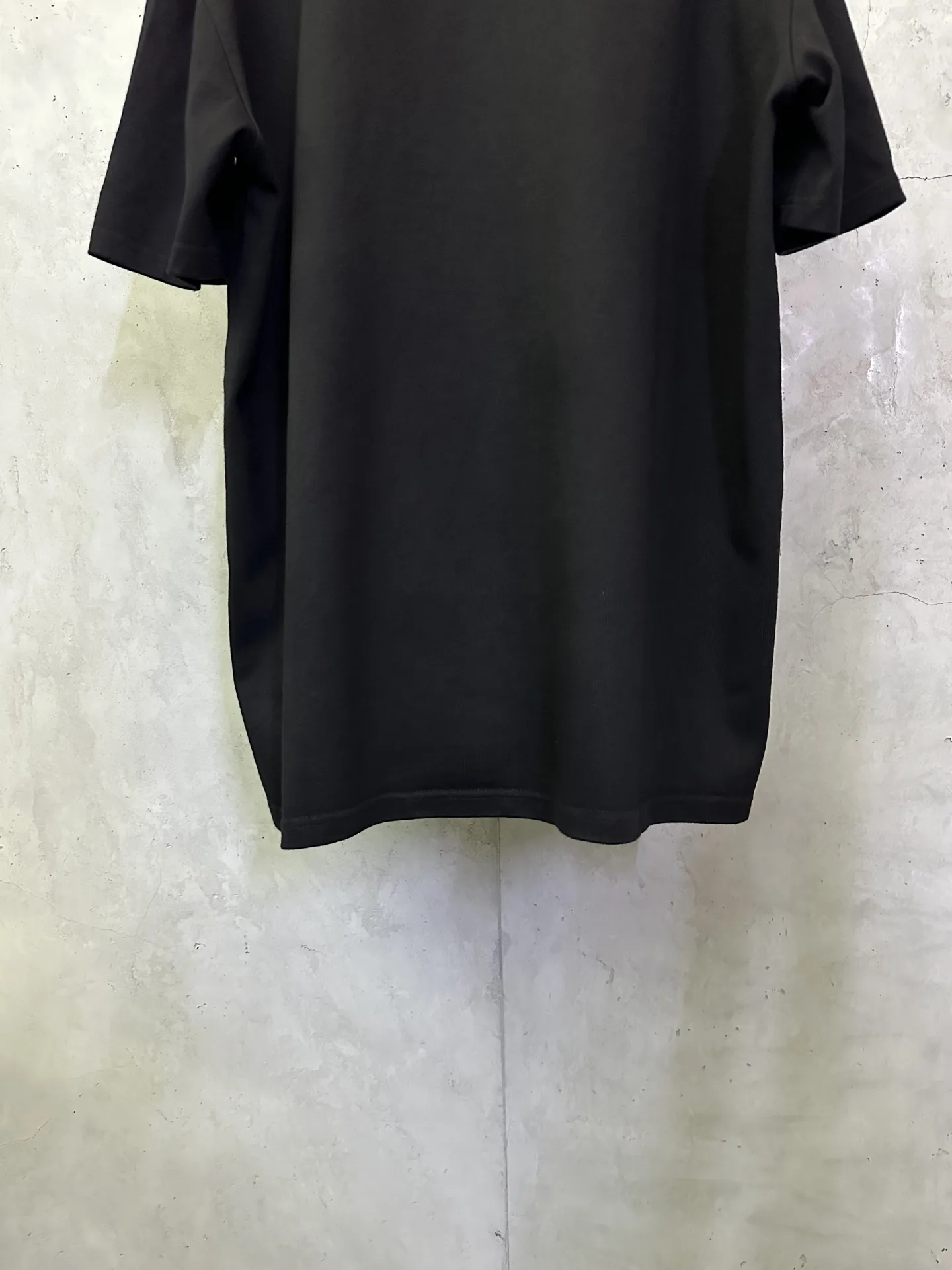 Cursive Logo Flocked Cotton T-Shirt D17511970 — view 6