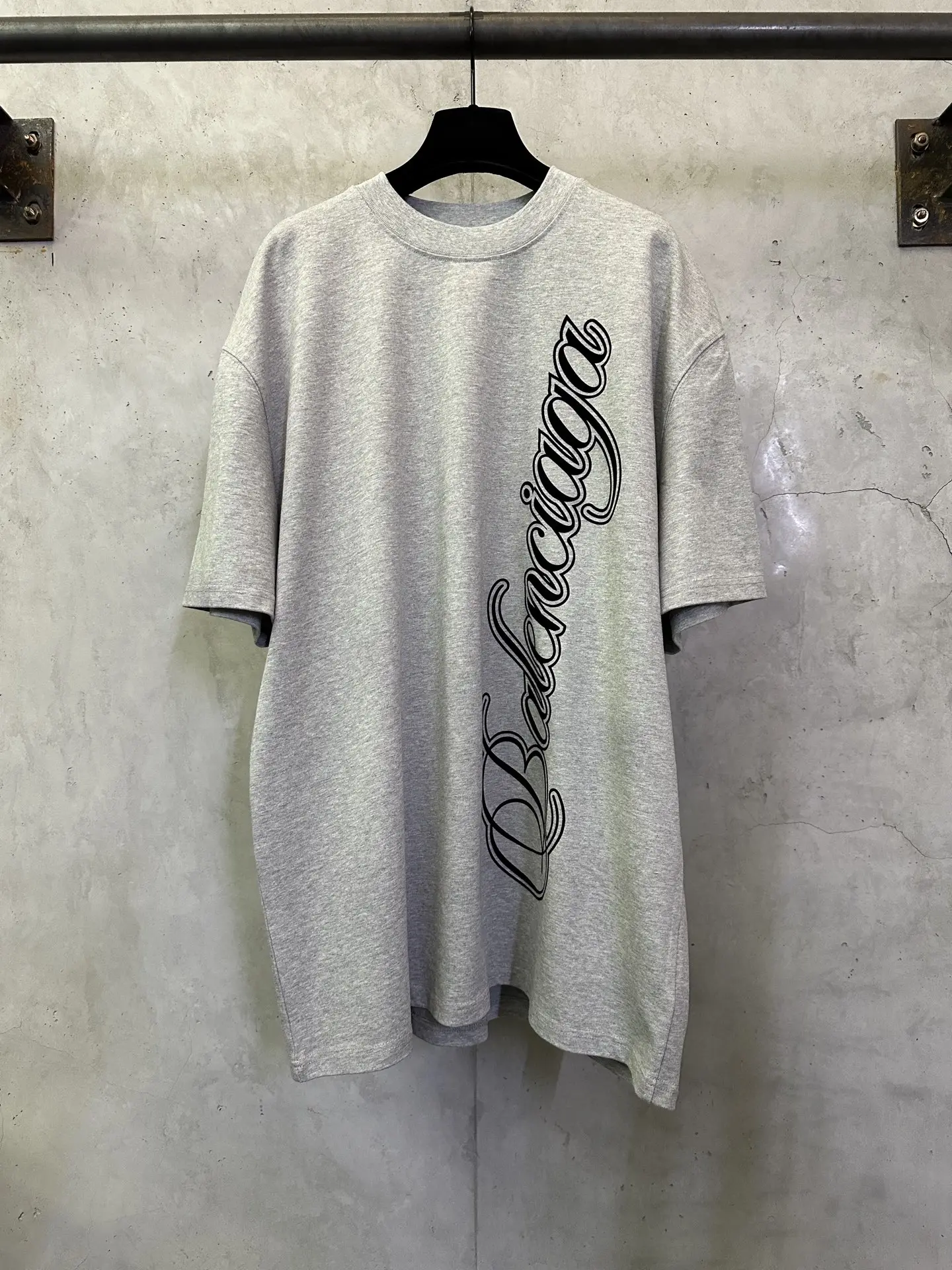 Cursive Logo Flocked Cotton T-Shirt D17511969