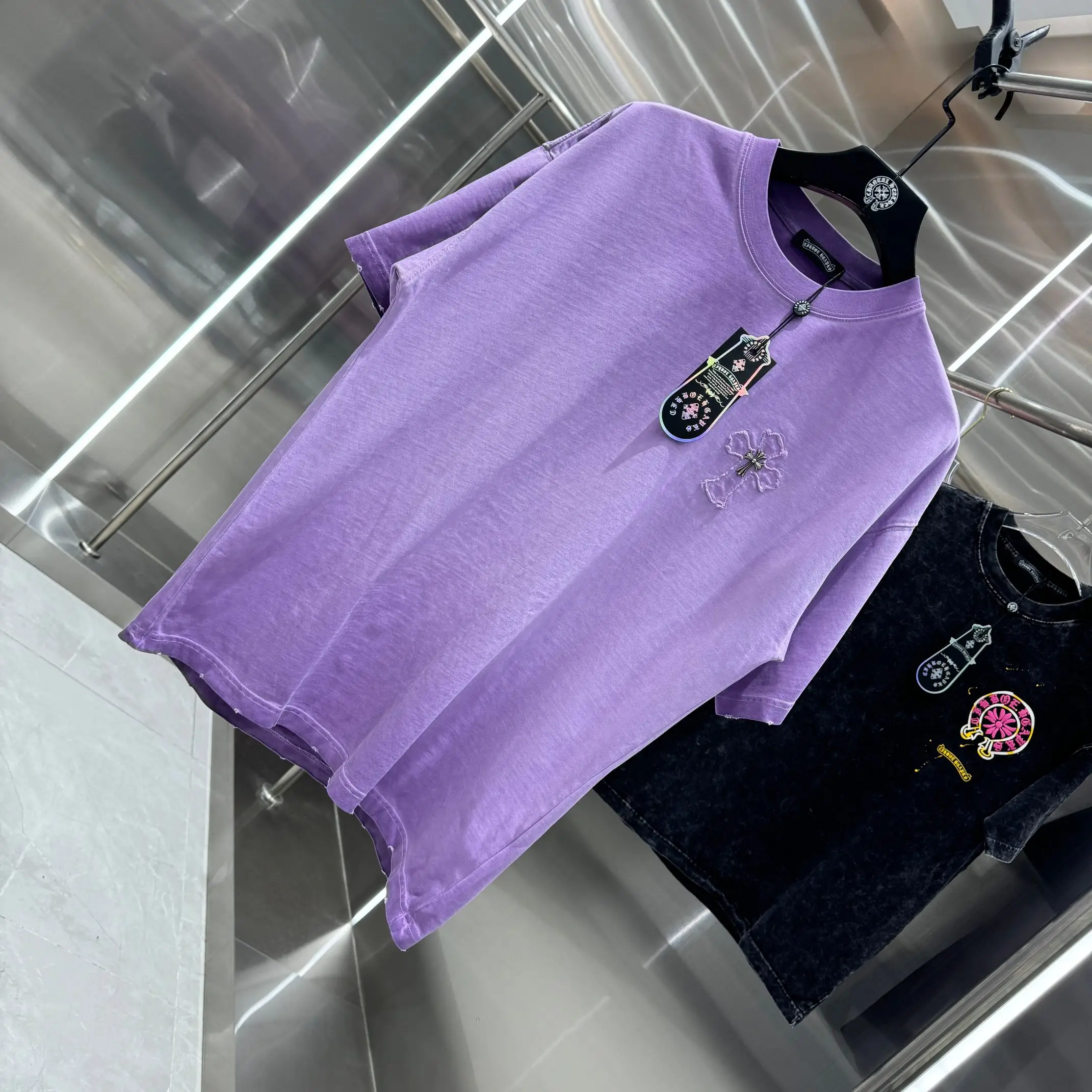 Embroidered Patch Acid-Wash T-Shirt D18014239 — view 3