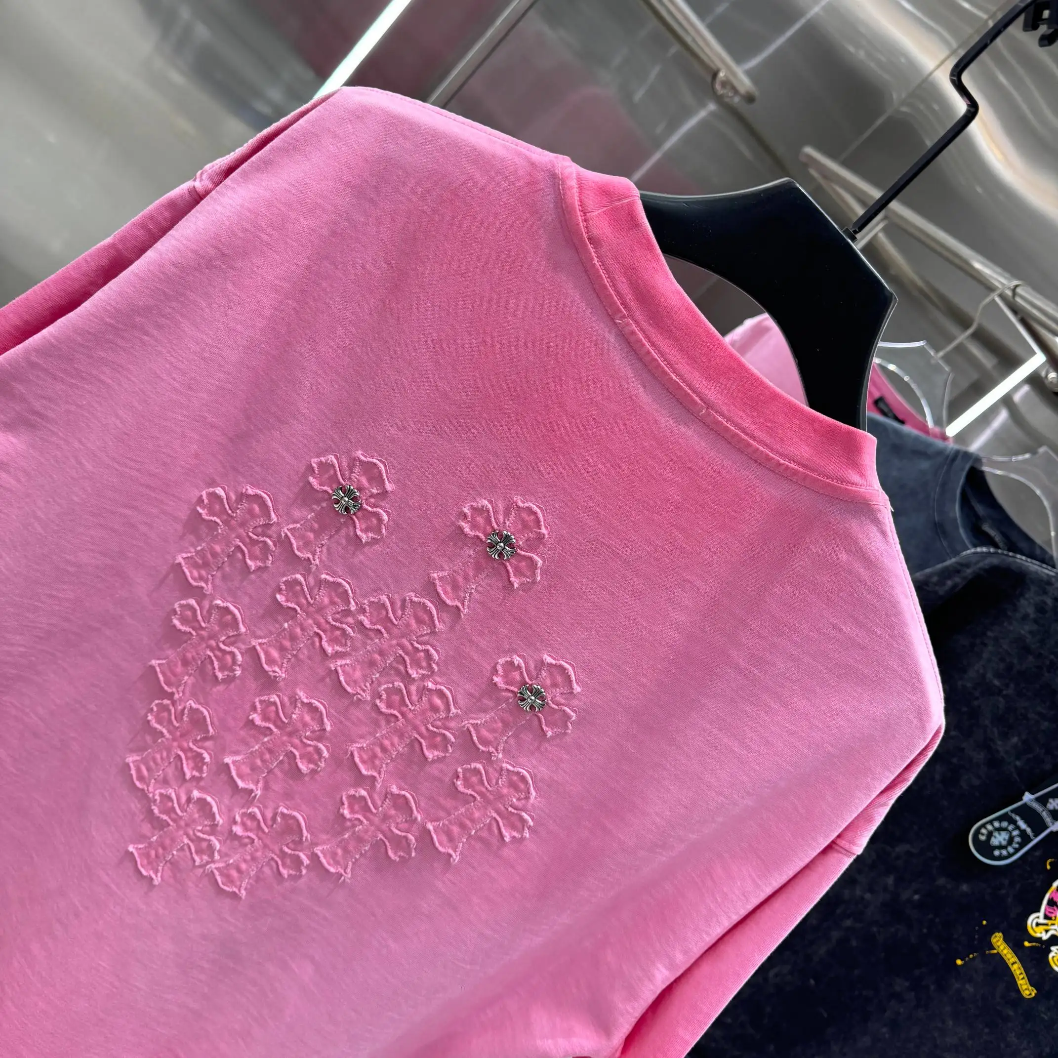 Washed Embroidered Patch T-Shirt D18014237 — view 5