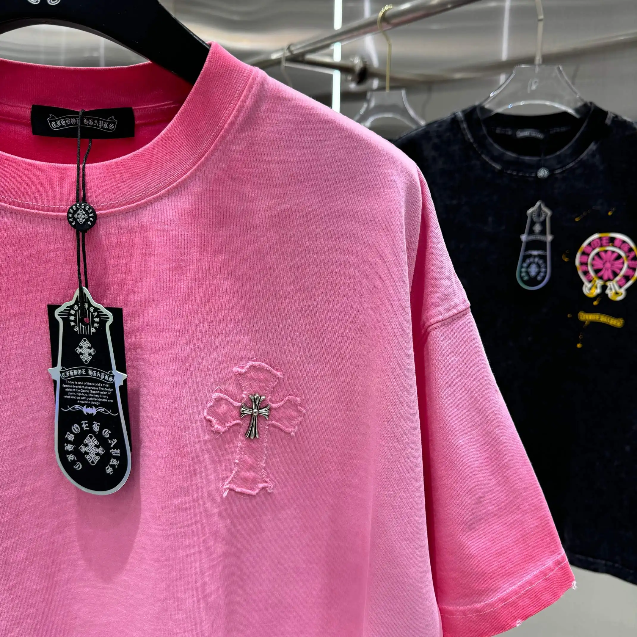 Washed Embroidered Patch T-Shirt D18014237 — view 7
