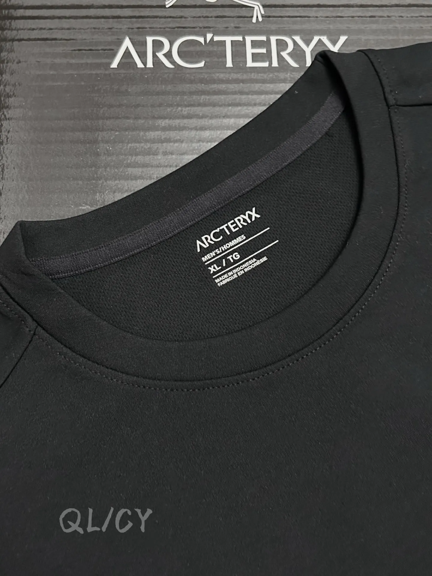 Ionia Merino Wool Long-Sleeve T-Shirt D18020977 — view 7