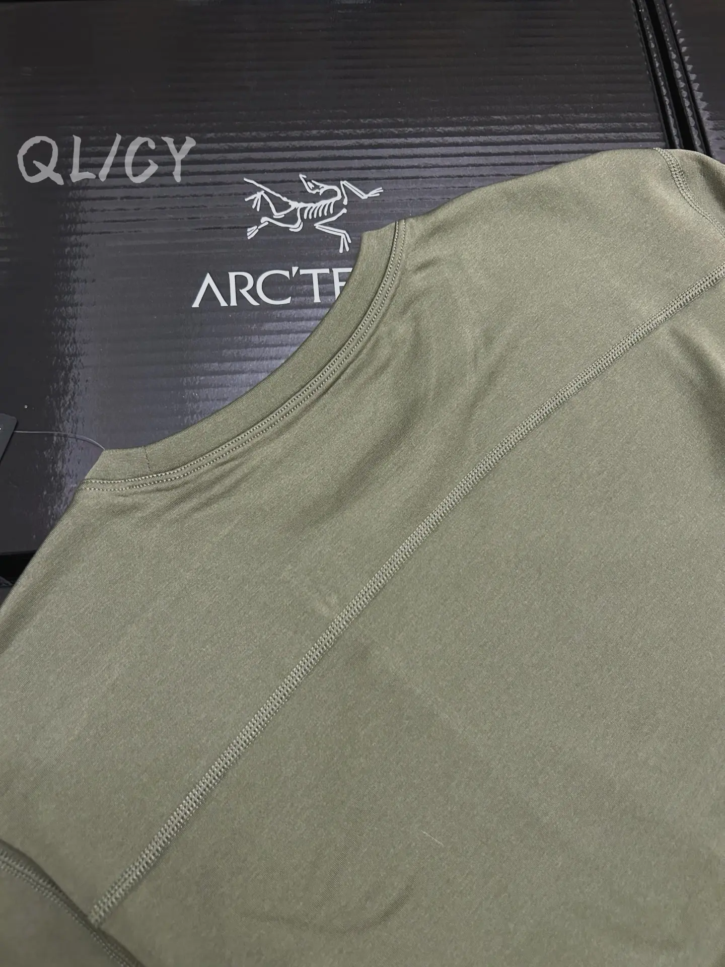 Rho LT Crew-Neck Fleece Base Layer D18020975 — view 7
