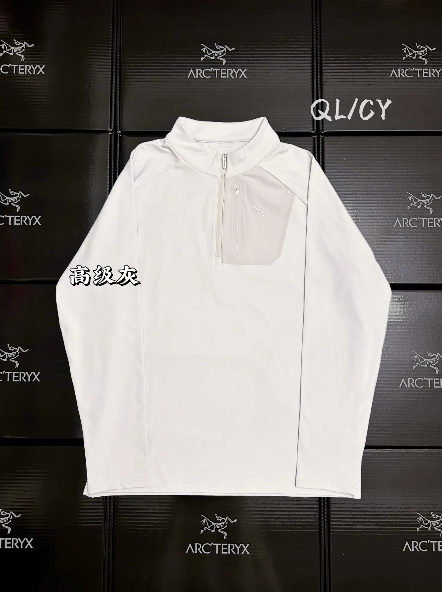 Delta Zip-Neck Fleece Sweatshirt D18020980