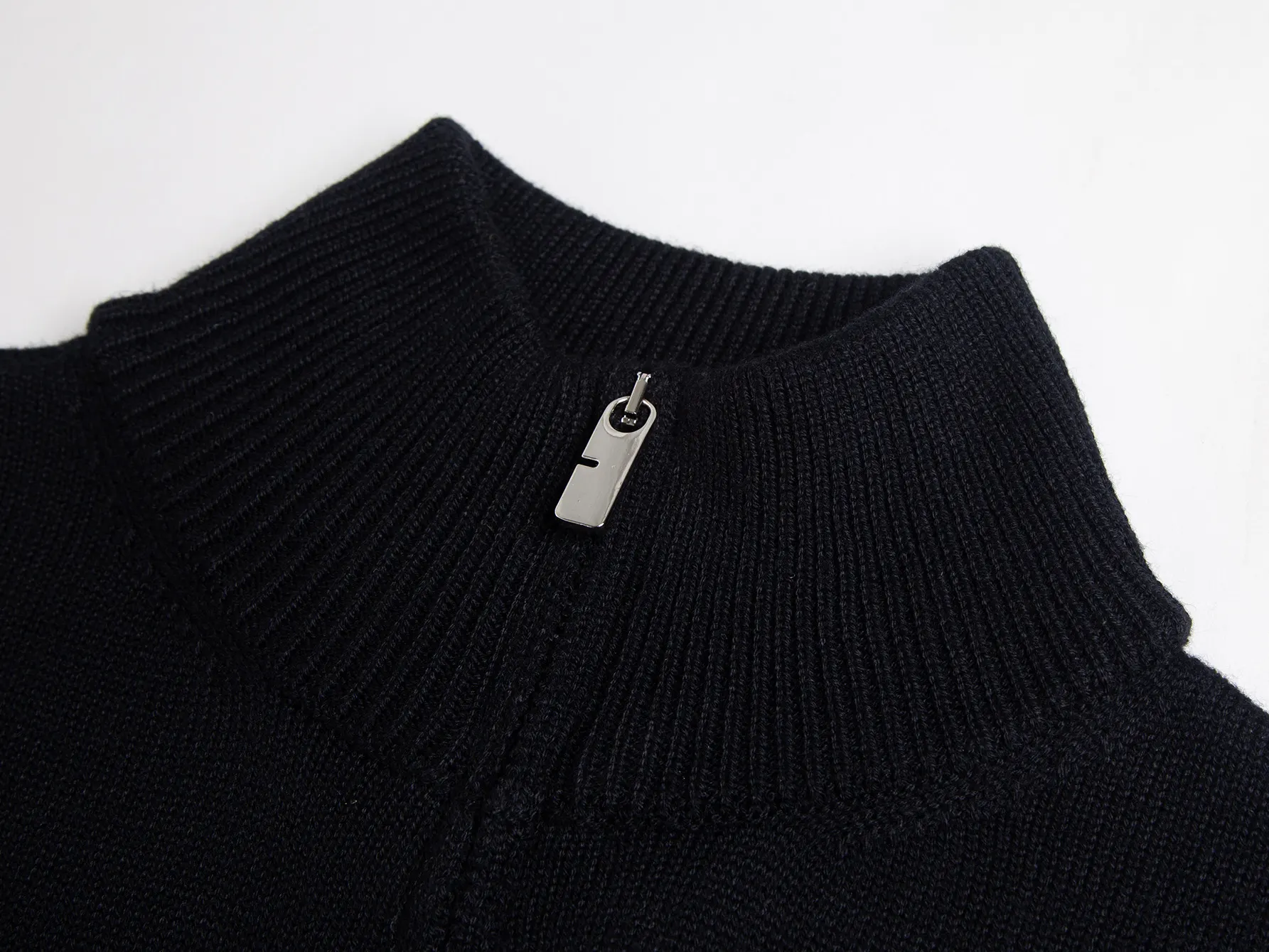 Embroidered Wool-Blend Half-Zip Sweater D18016437 — view 4
