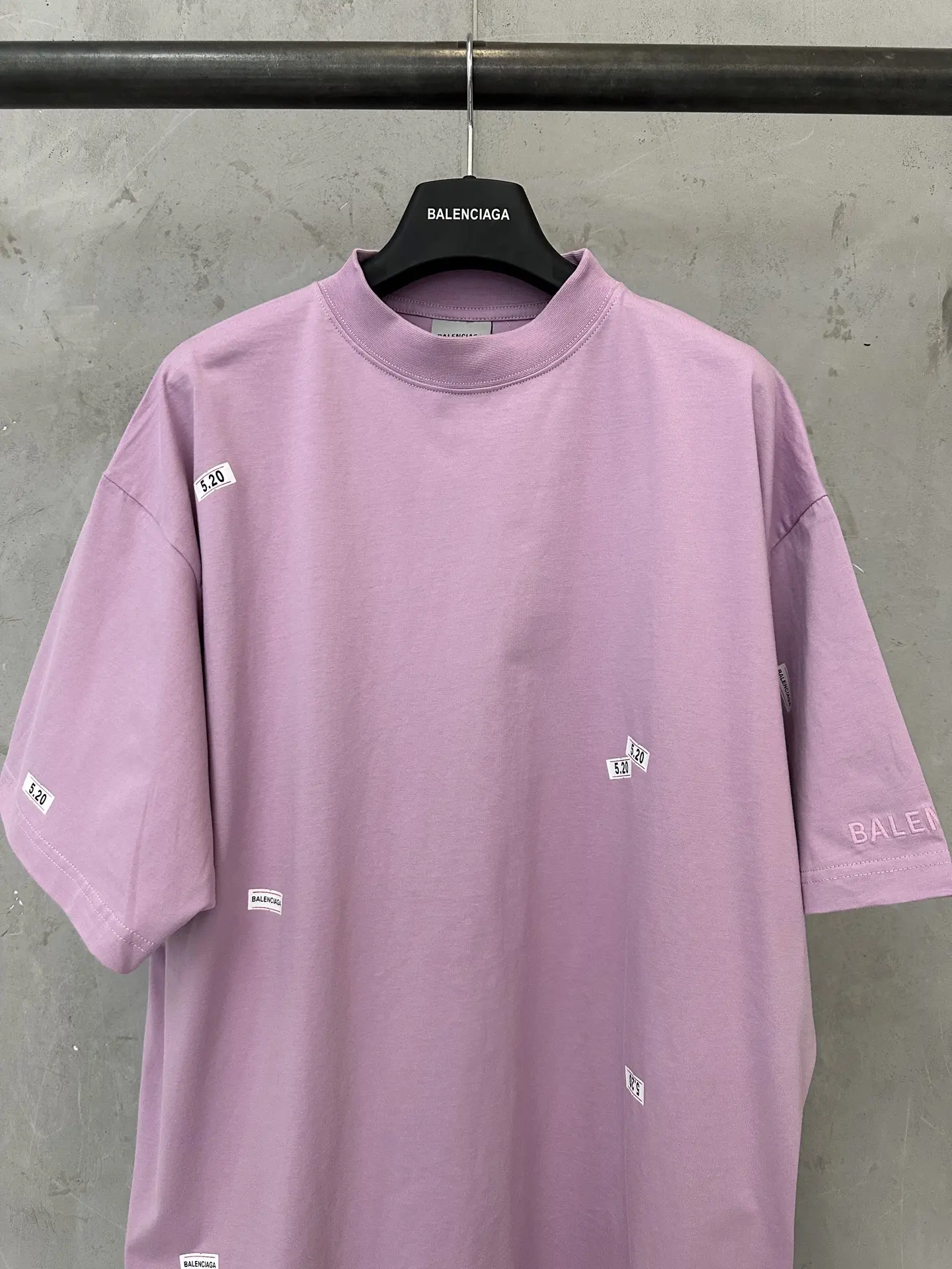 520 Limited Edition Oversized T-Shirt D18011754 — view 2