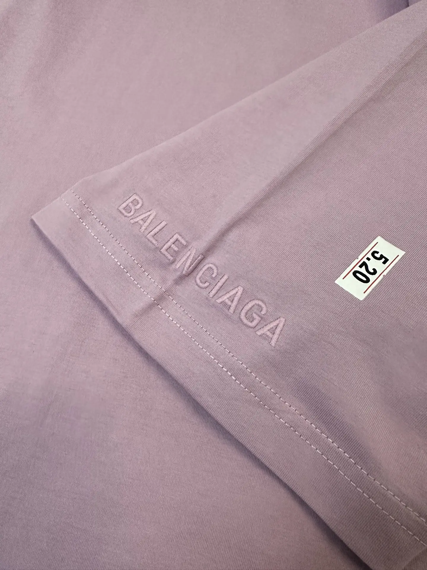 520 Limited Edition Oversized T-Shirt D18011754 — view 7