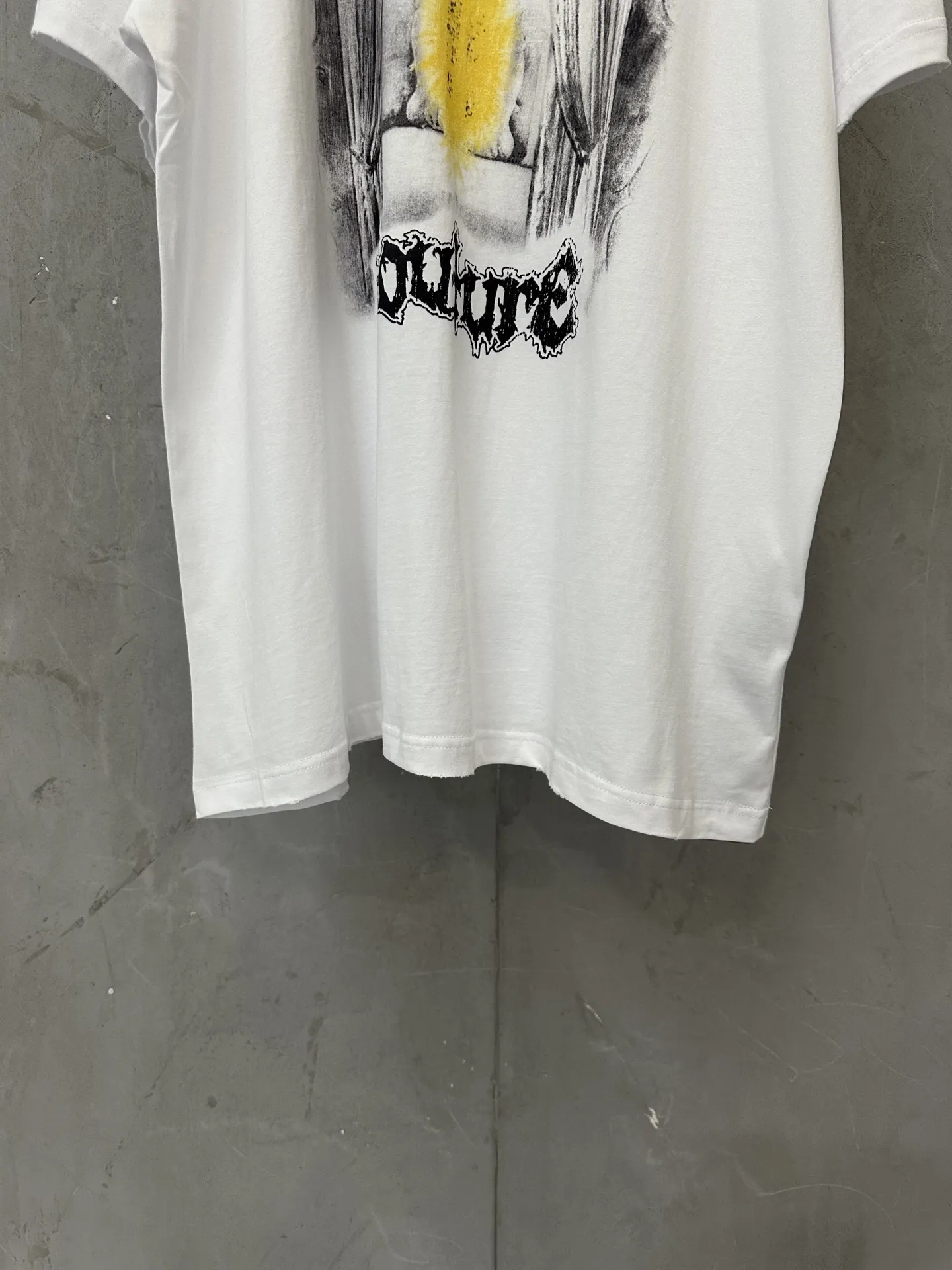 Balenciaga Couture Graphic Print T-Shirt D18011959 — view 4