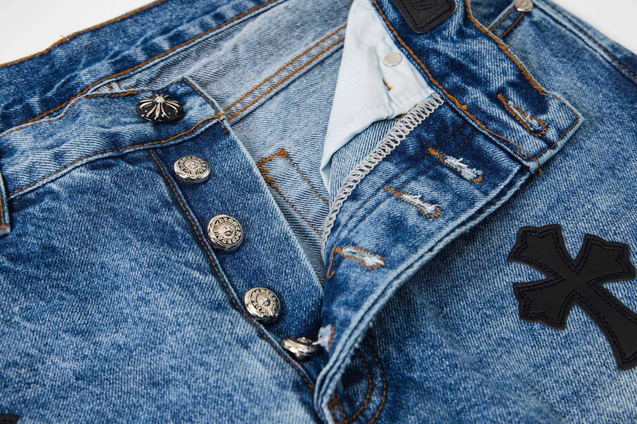 Cross Patch Straight-Leg Denim Jeans D18019760 — view 8