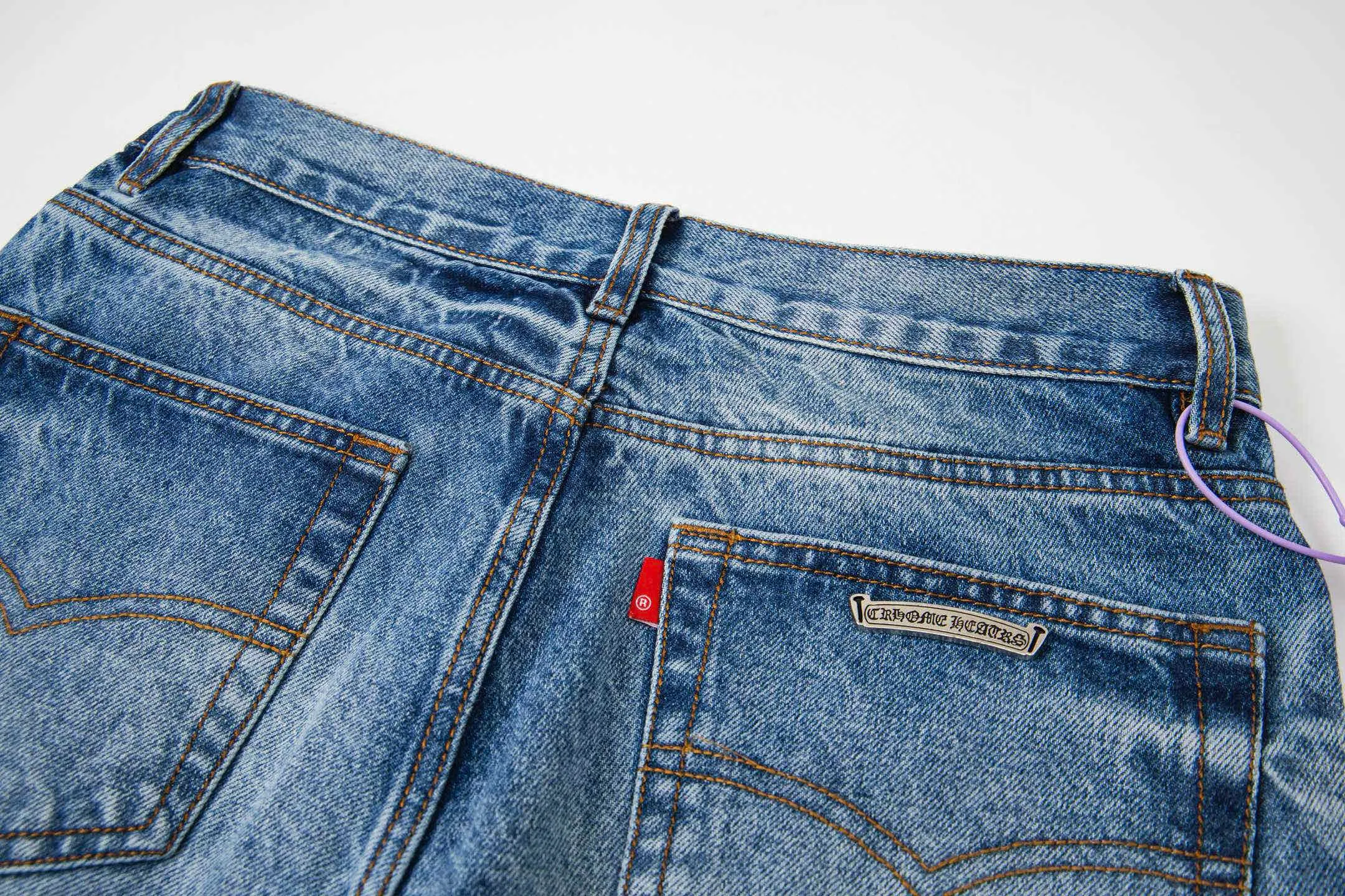 Cross Patch Straight-Leg Denim Jeans D18019760 — view 14