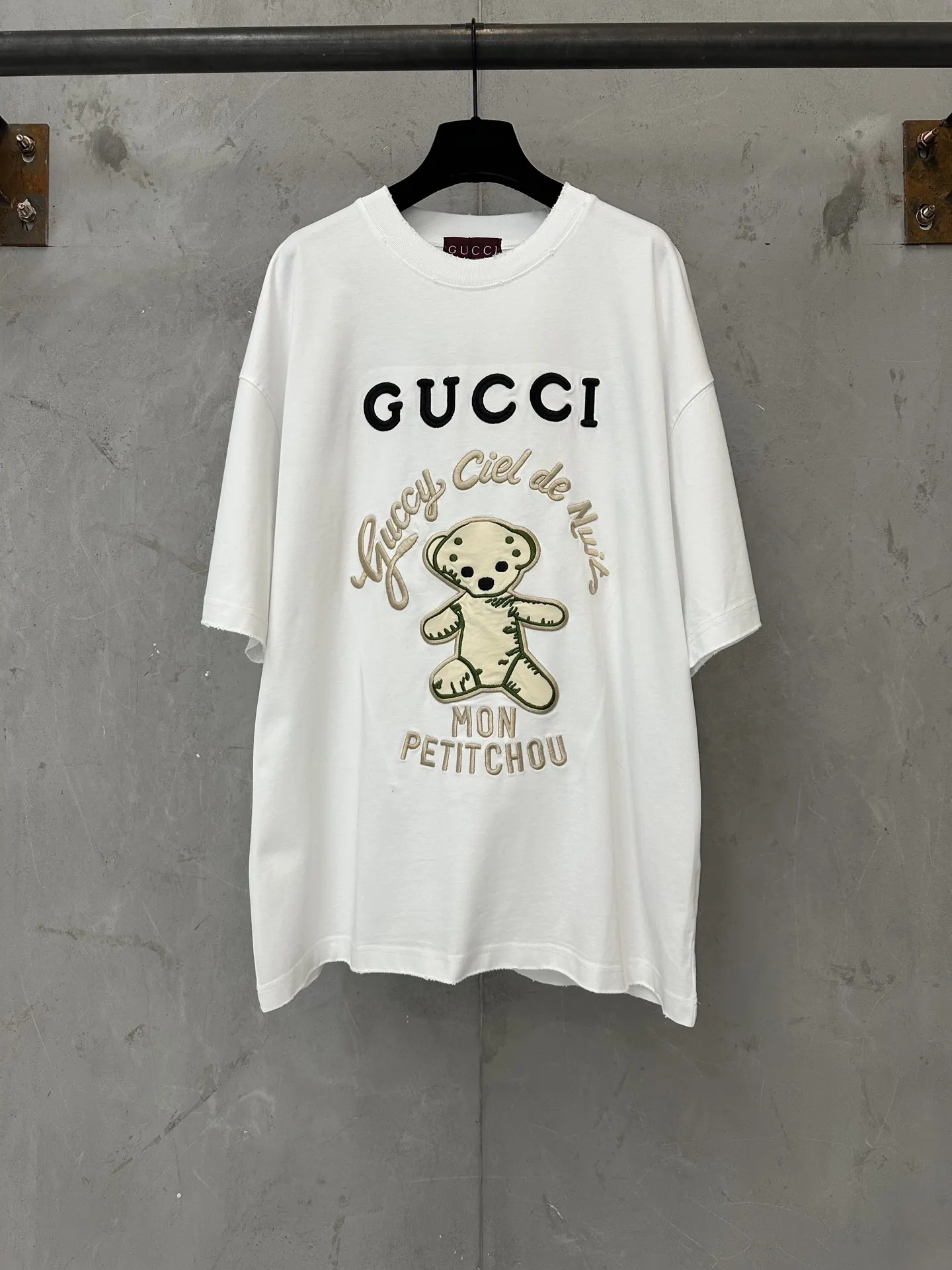 Teddy Bear Embroidered Cotton T-Shirt D18011955