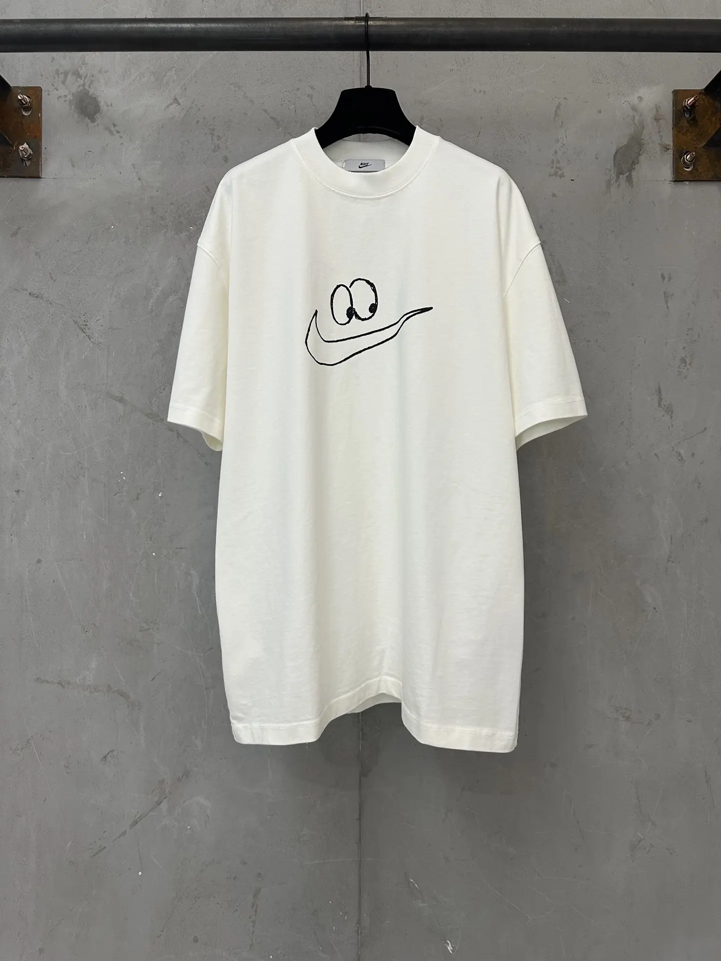 Nike by You Hand-Drawn Graphic T-Shirt D18011762