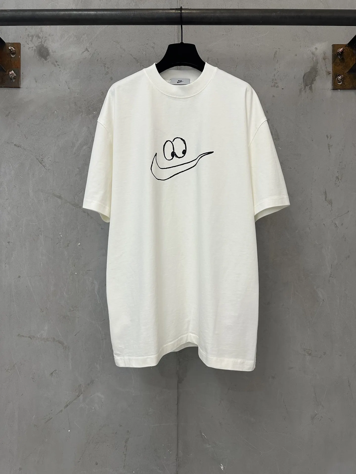 Nike by You Hand-Drawn Graphic T-Shirt D18011762