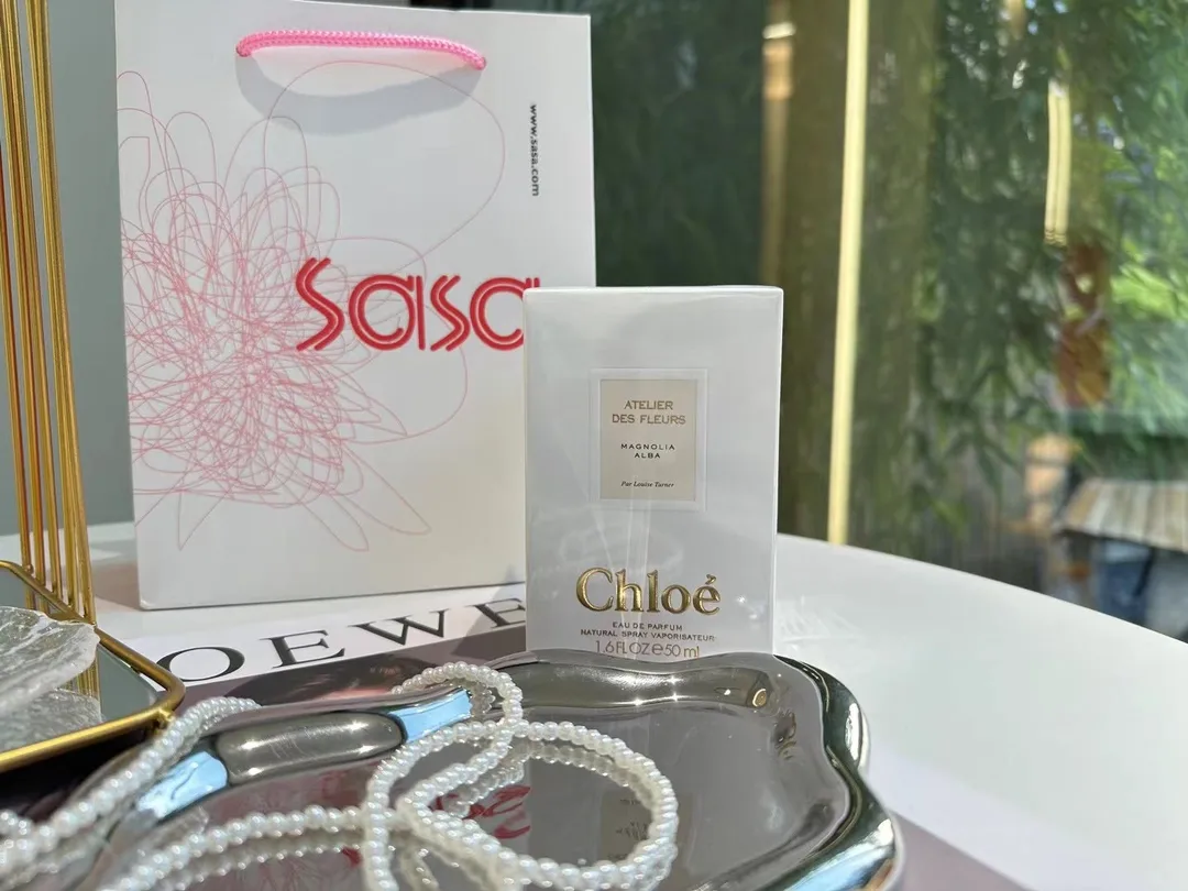 180香水 🍃Chloe 木兰诗语 ｜The brearh of spring50ml MAGNOLIA ALBA 如雨后青草 干净而有意境 随着薄雾散去 打在 D18018106