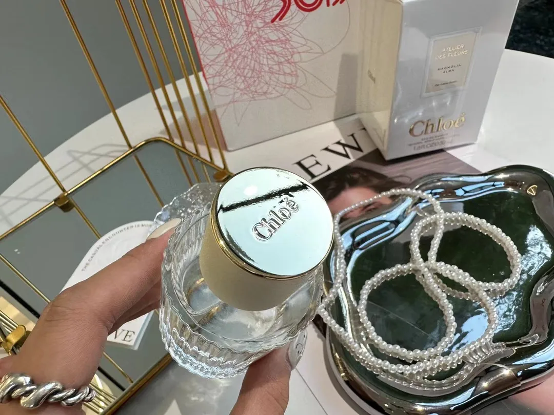 180香水 🍃Chloe 木兰诗语 ｜The brearh of spring50ml MAGNOLIA ALBA 如雨后青草 干净而有意境 随着薄雾散去 打在 D18018106 — view 9