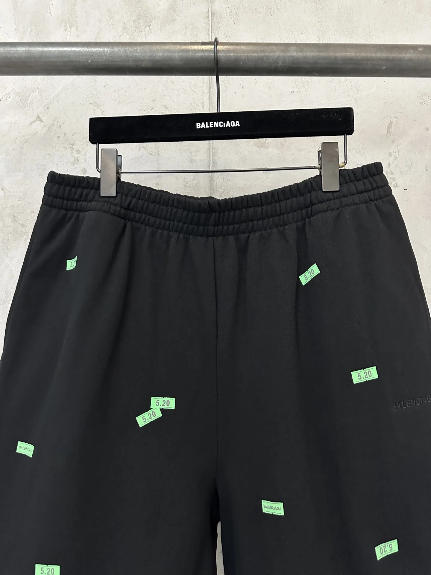 Logo-Patch Cotton-Jersey Sweat Shorts D19011769 — view 3