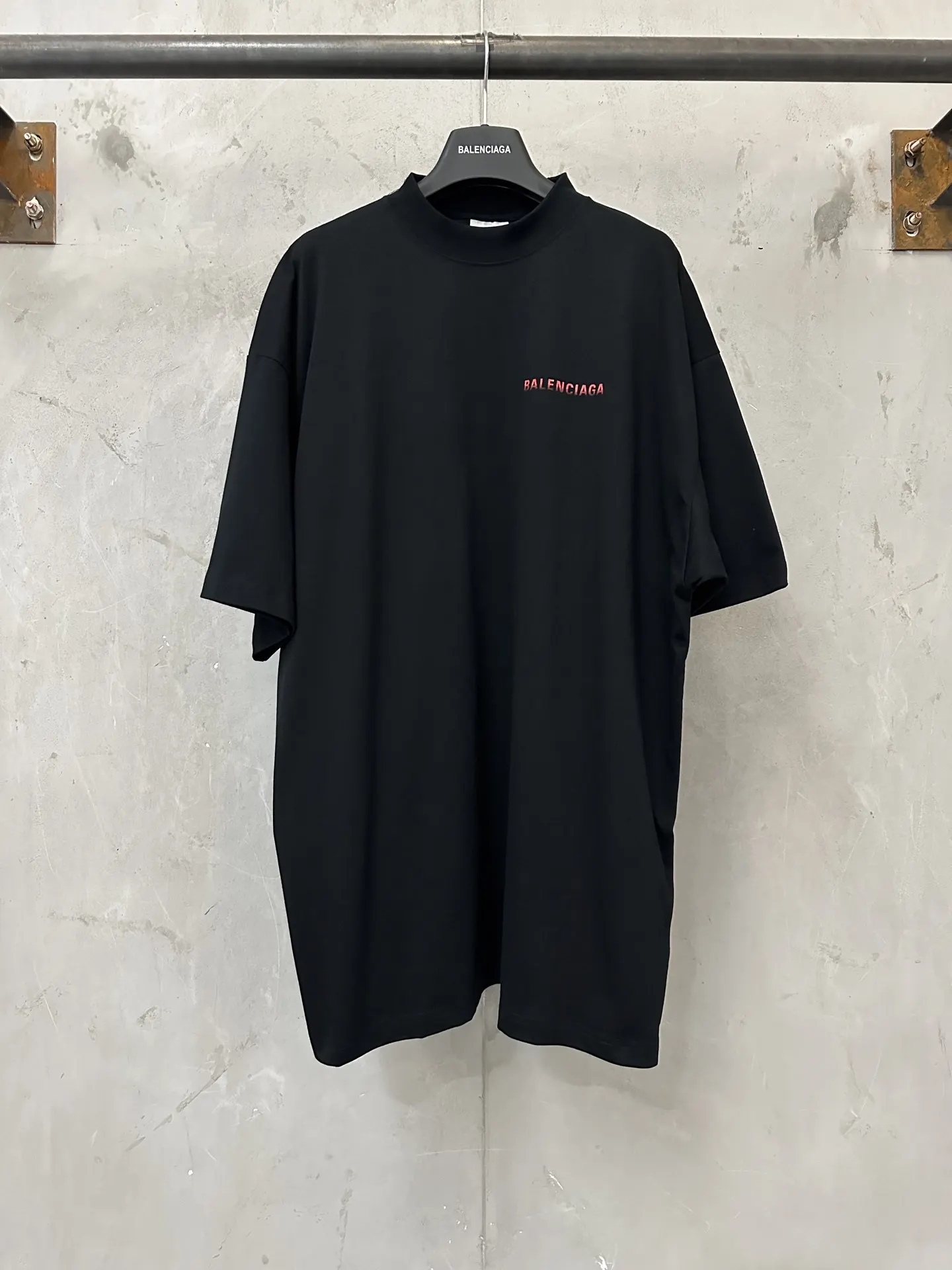 Logo Gradient Print Cotton T-Shirt D19025053