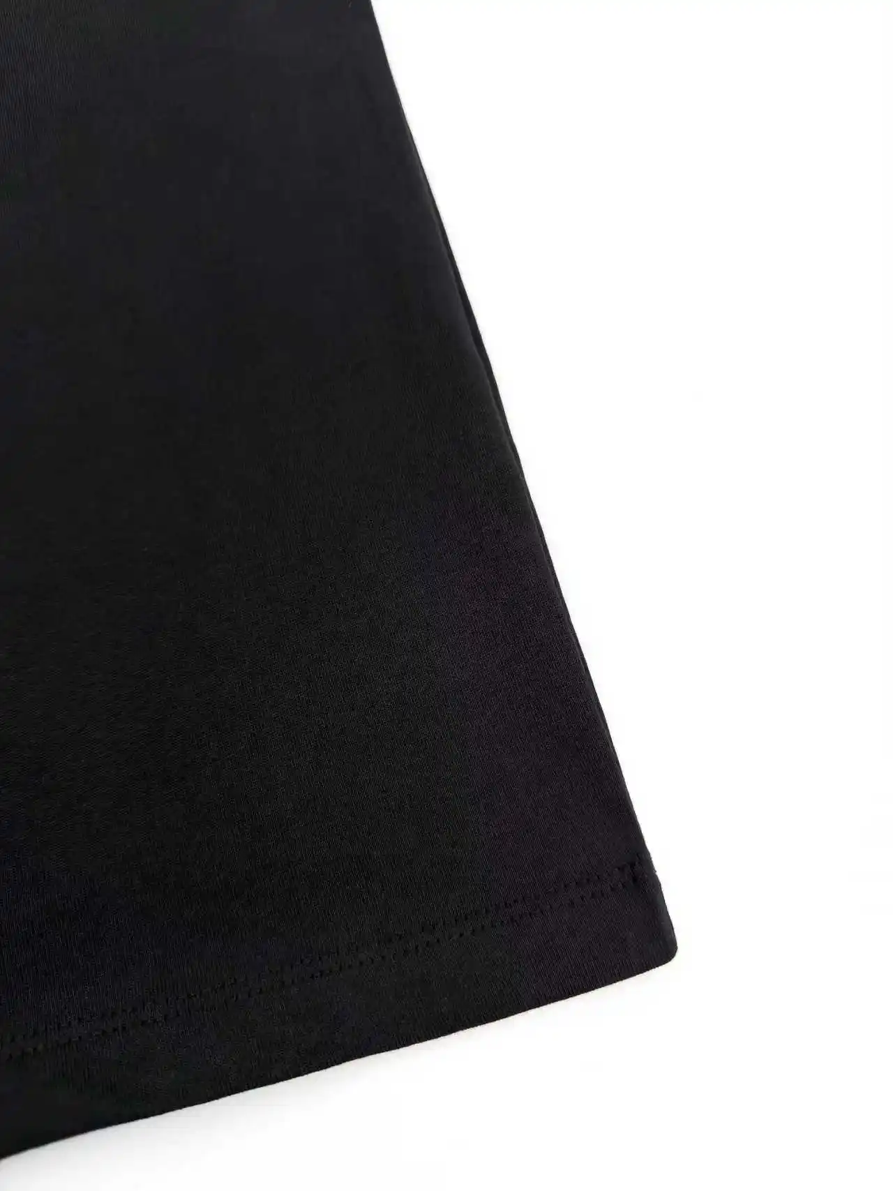 Triomphe Embroidered Pocket T-Shirt D19014253 — view 8