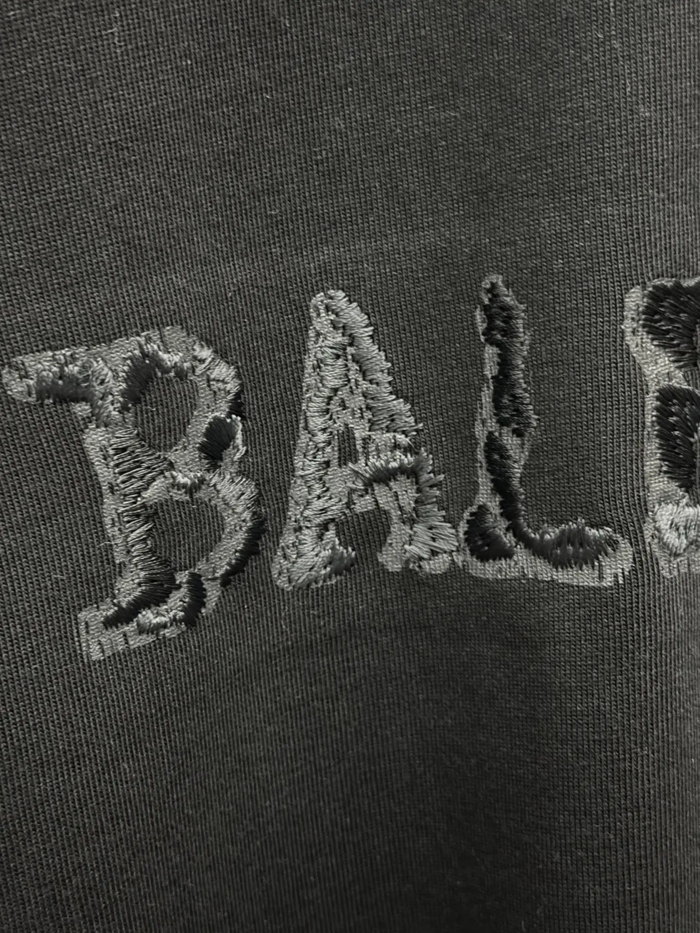 Embroidered Logo Fringe Cotton T-Shirt D19014275 — view 6