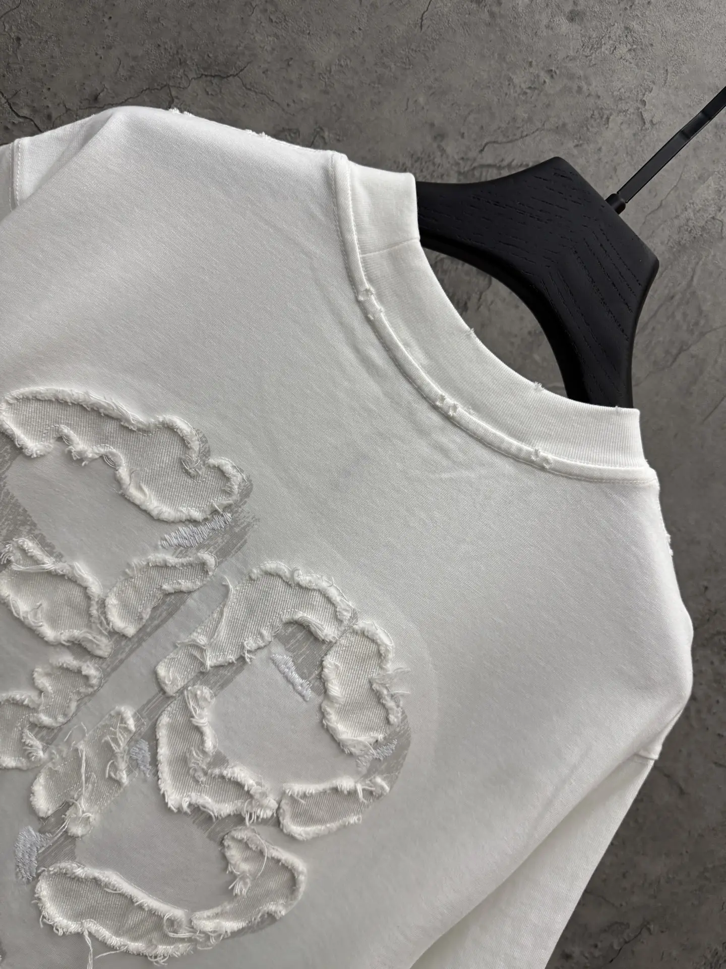 Embroidered Logo Fringe Cotton T-Shirt D19014276 — view 4