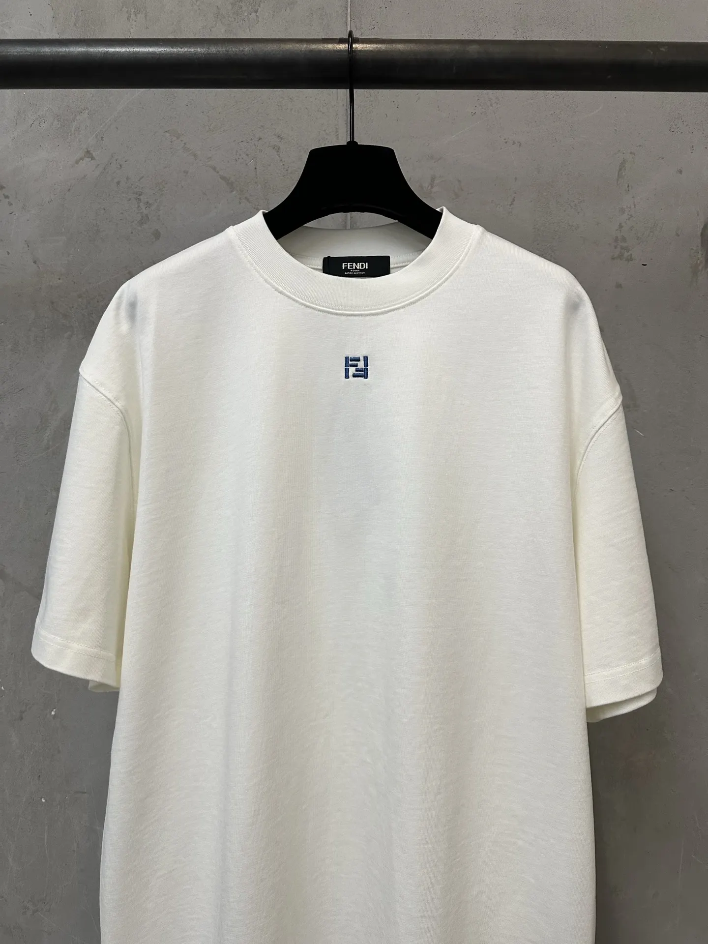 FF Logo Embroidered Heavyweight Cotton T-Shirt D19011575 — view 3