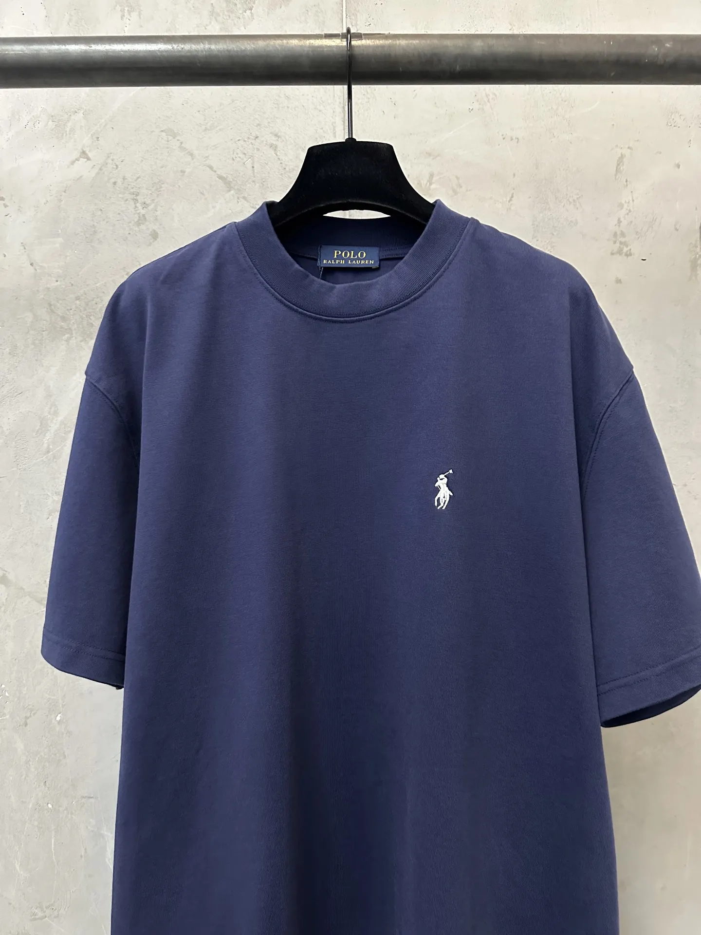 Embroidered Logo Heavyweight Cotton T-Shirt D19011587 — view 3
