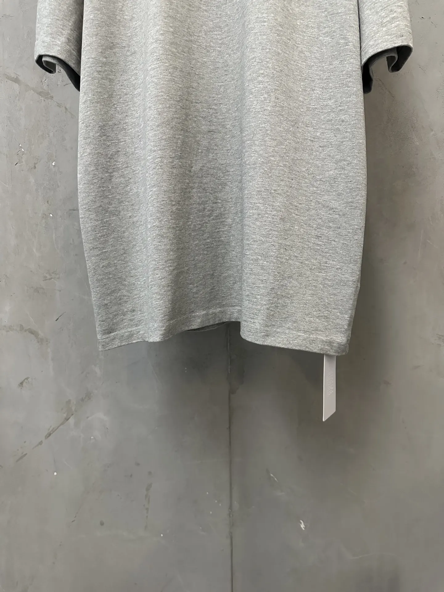 MM6 Handwritten Logo Heavyweight Cotton T-Shirt D19011582 — view 4