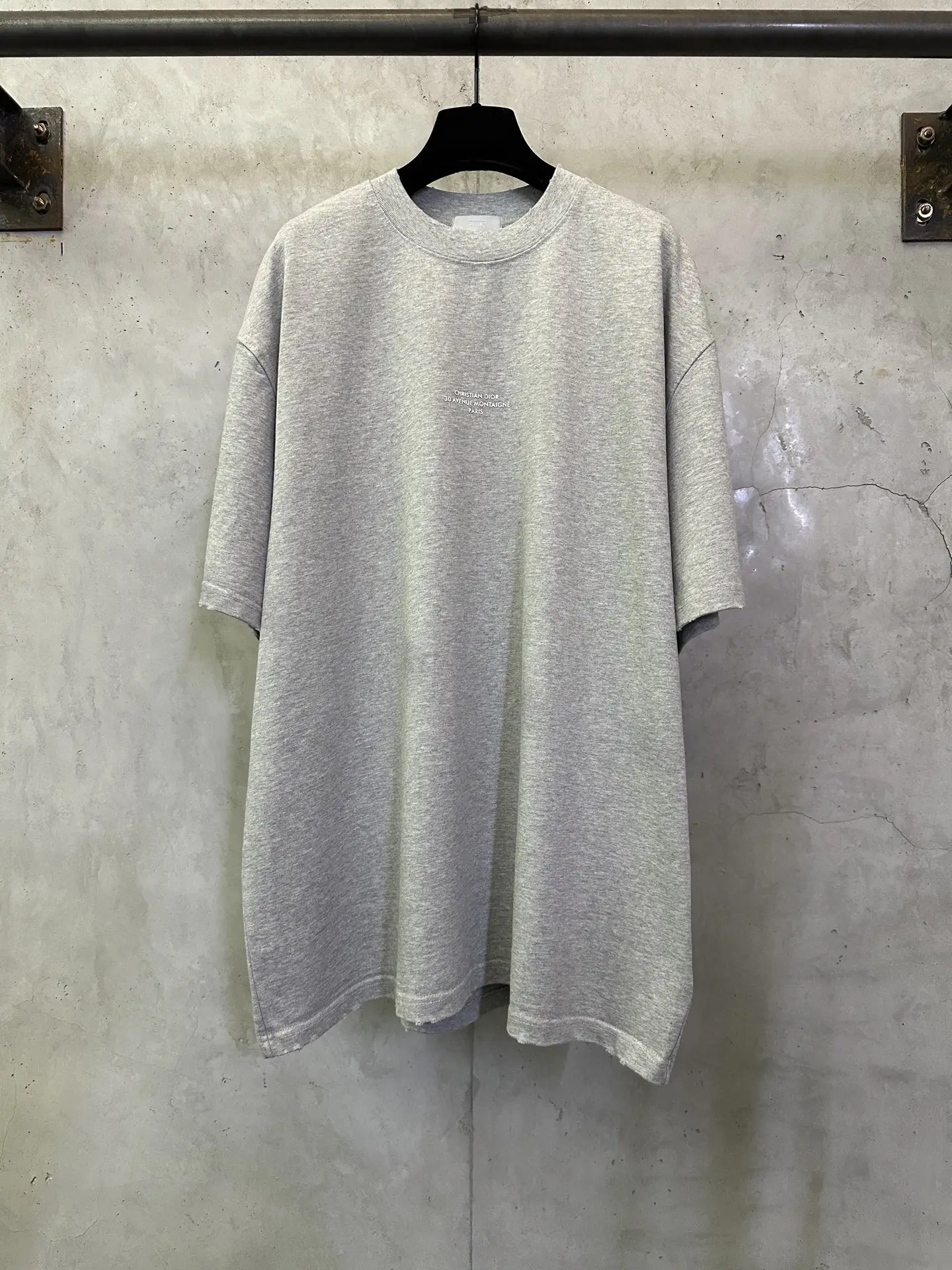 Dior Montaigne Logo Heavyweight Cotton T-Shirt D19011621