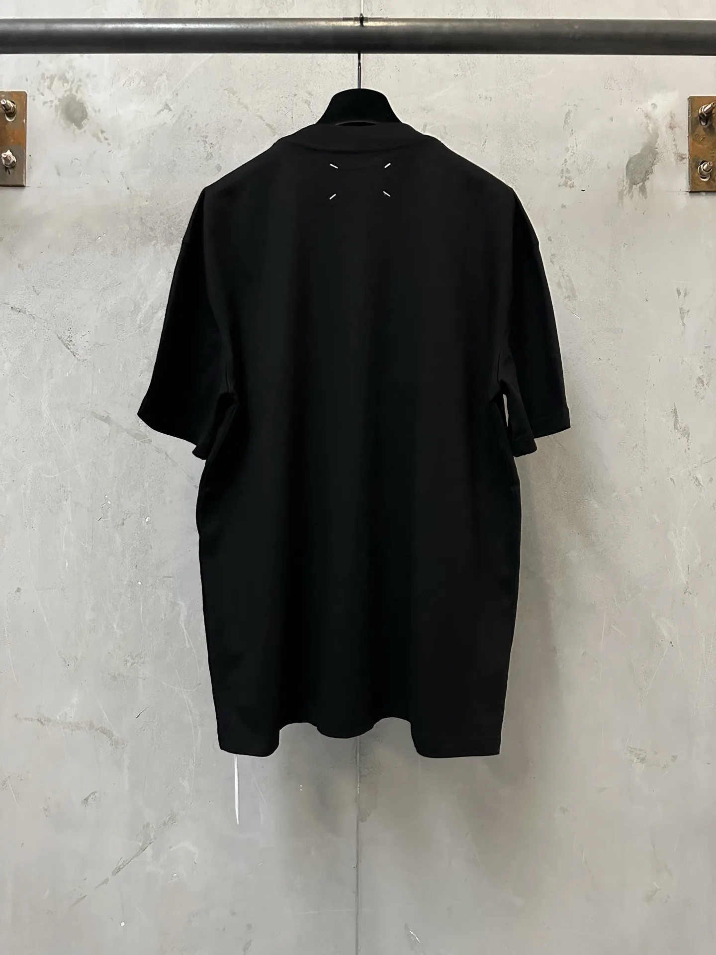 MM6 Maison Margiela Logo Embroidered Heavyweight T-Shirt D19011572 — view 2