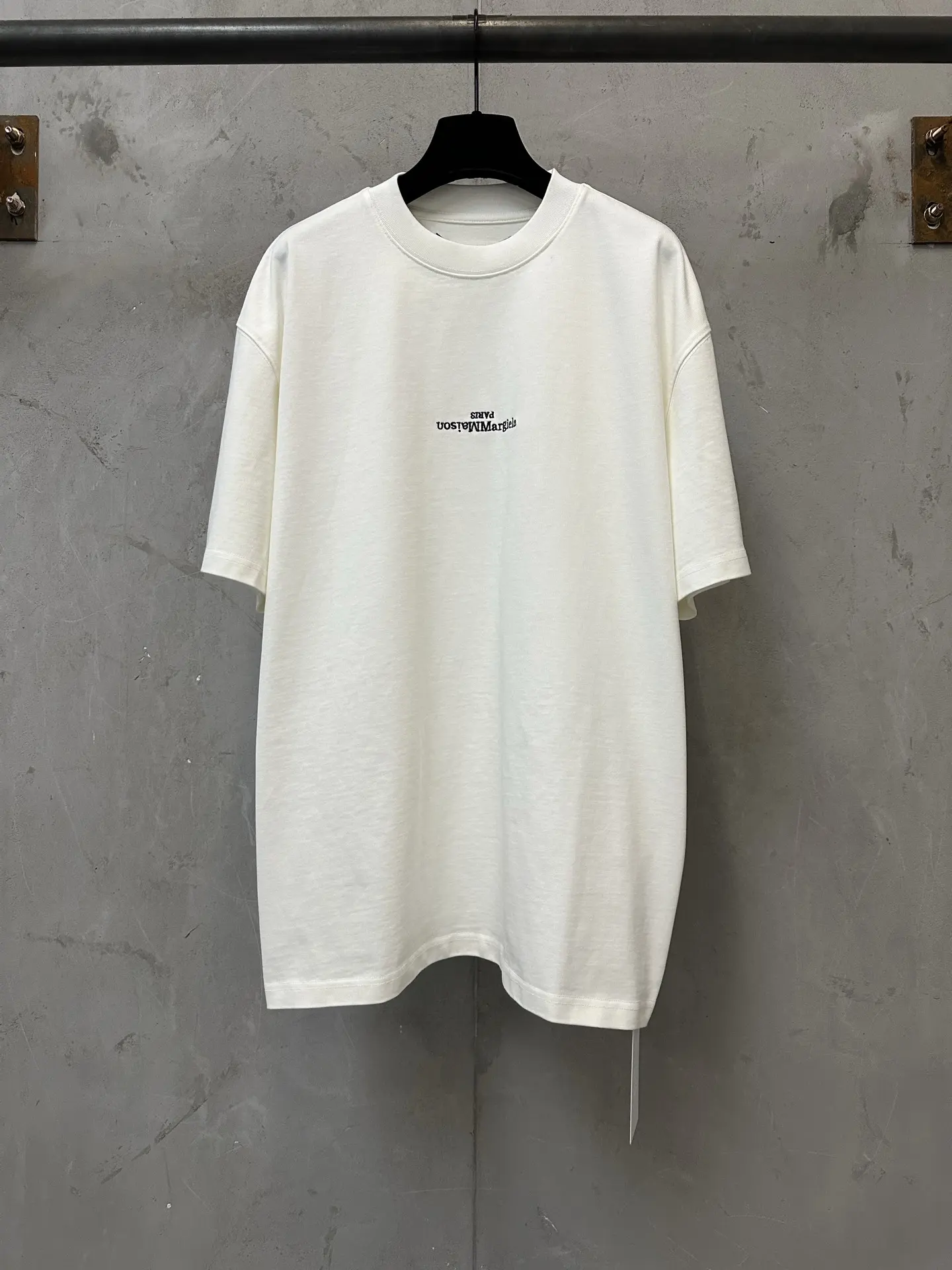 MM6 Maison Margiela Logo Embroidered Heavyweight T-Shirt D19011571