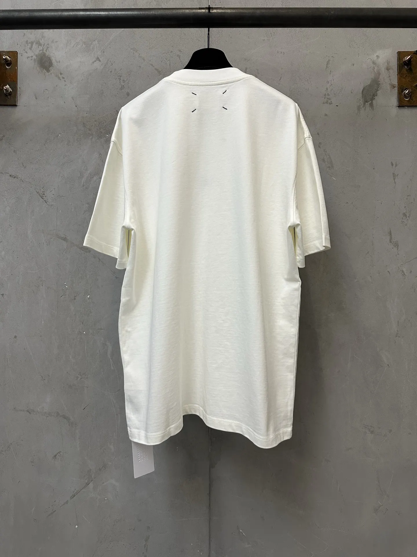 MM6 Maison Margiela Logo Embroidered Heavyweight T-Shirt D19011571 — view 2