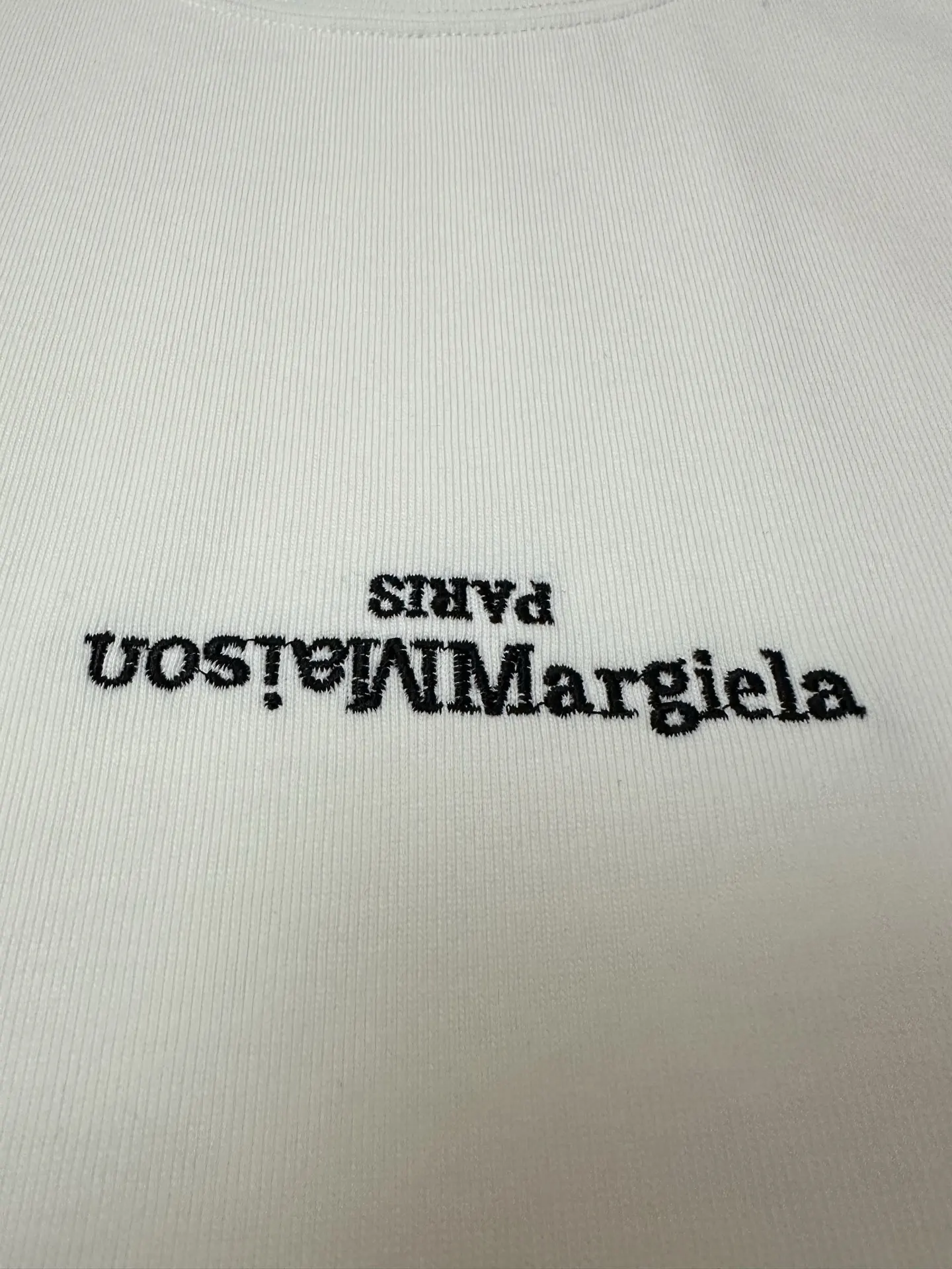 MM6 Maison Margiela Logo Embroidered Heavyweight T-Shirt D19011571 — view 7