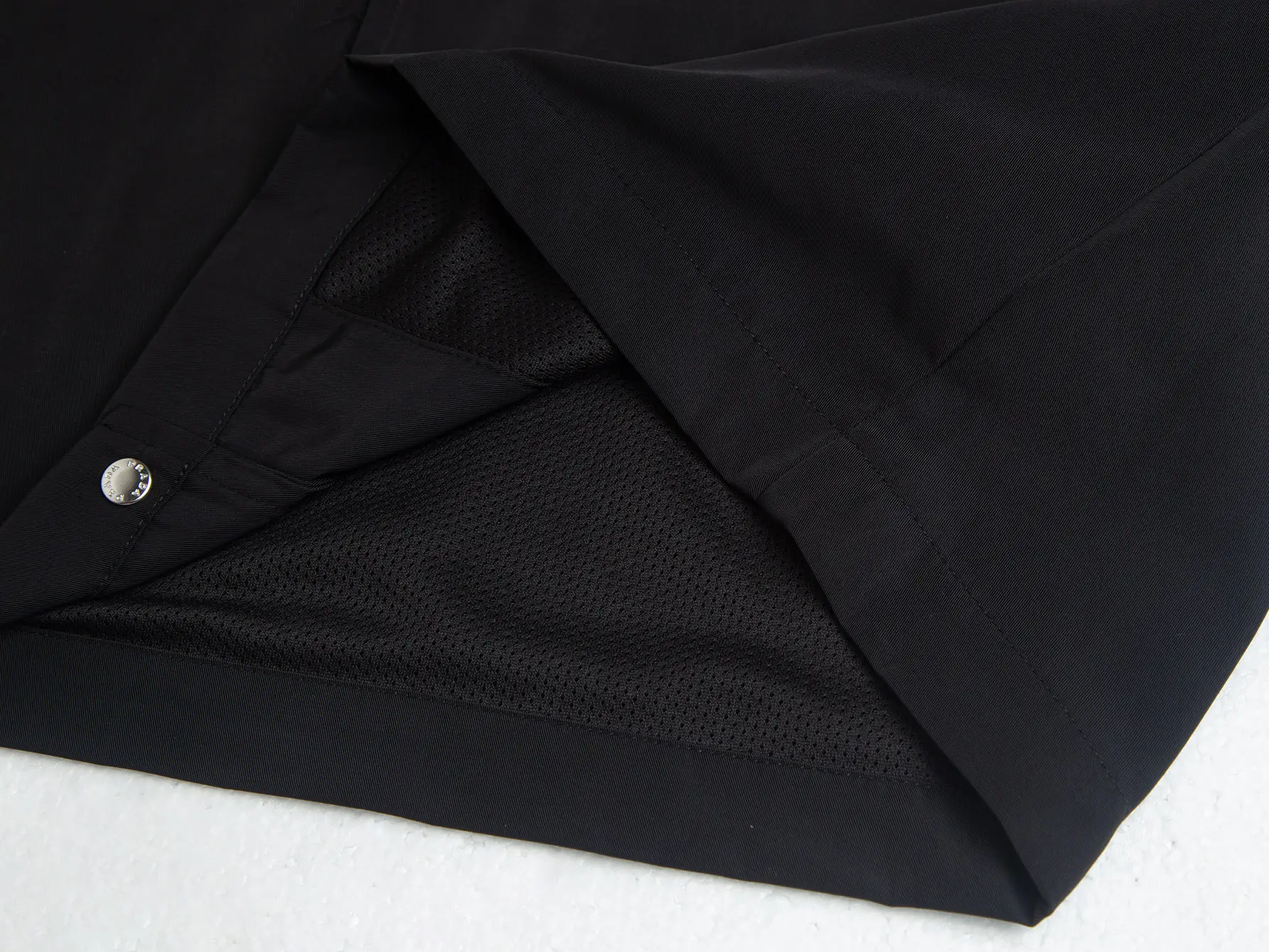 Re-Nylon Utility Vest with Enamel Triangle Logo D19516220 — view 10