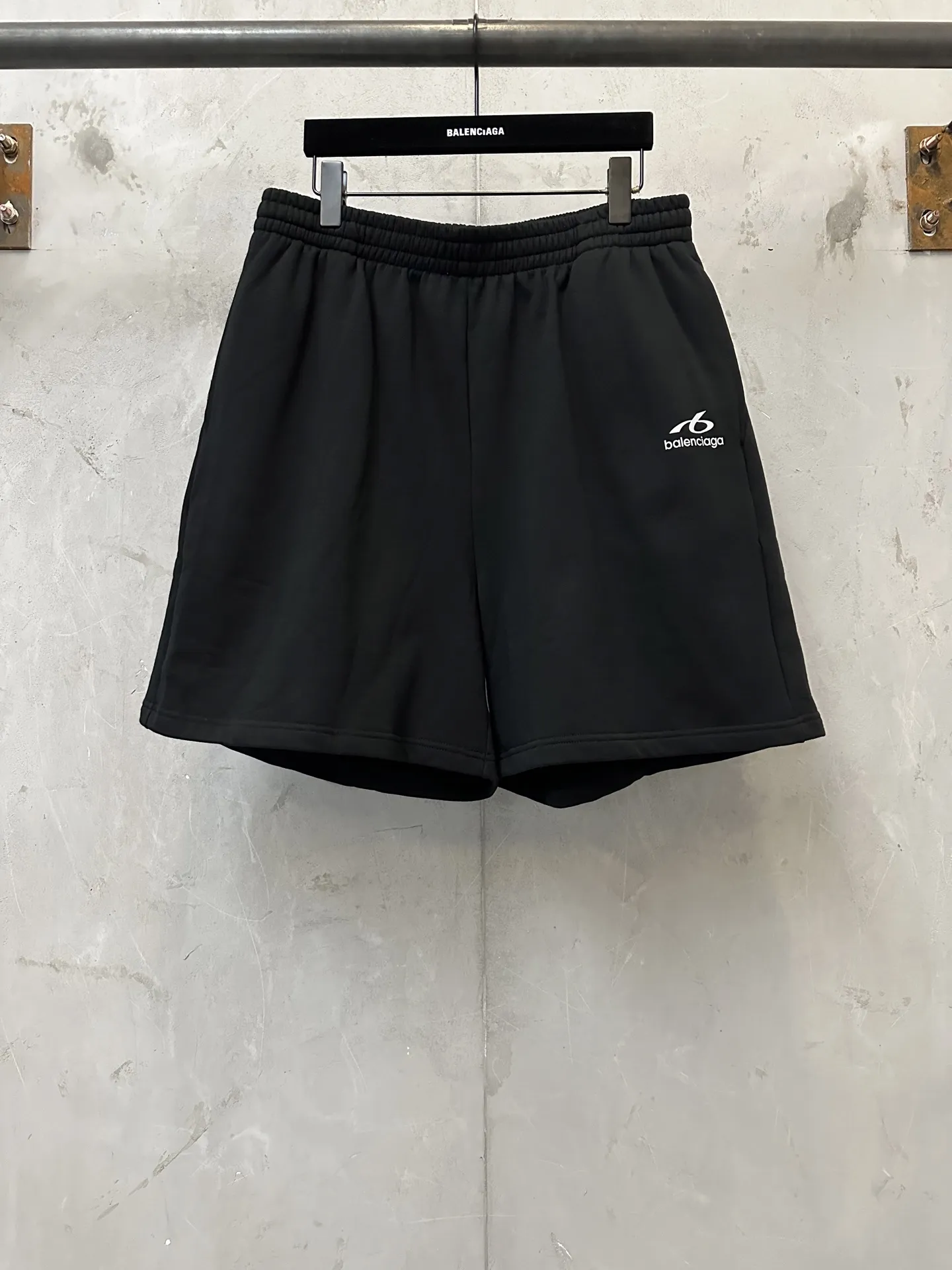 Logo-Print Reflective Jersey Shorts D19511591
