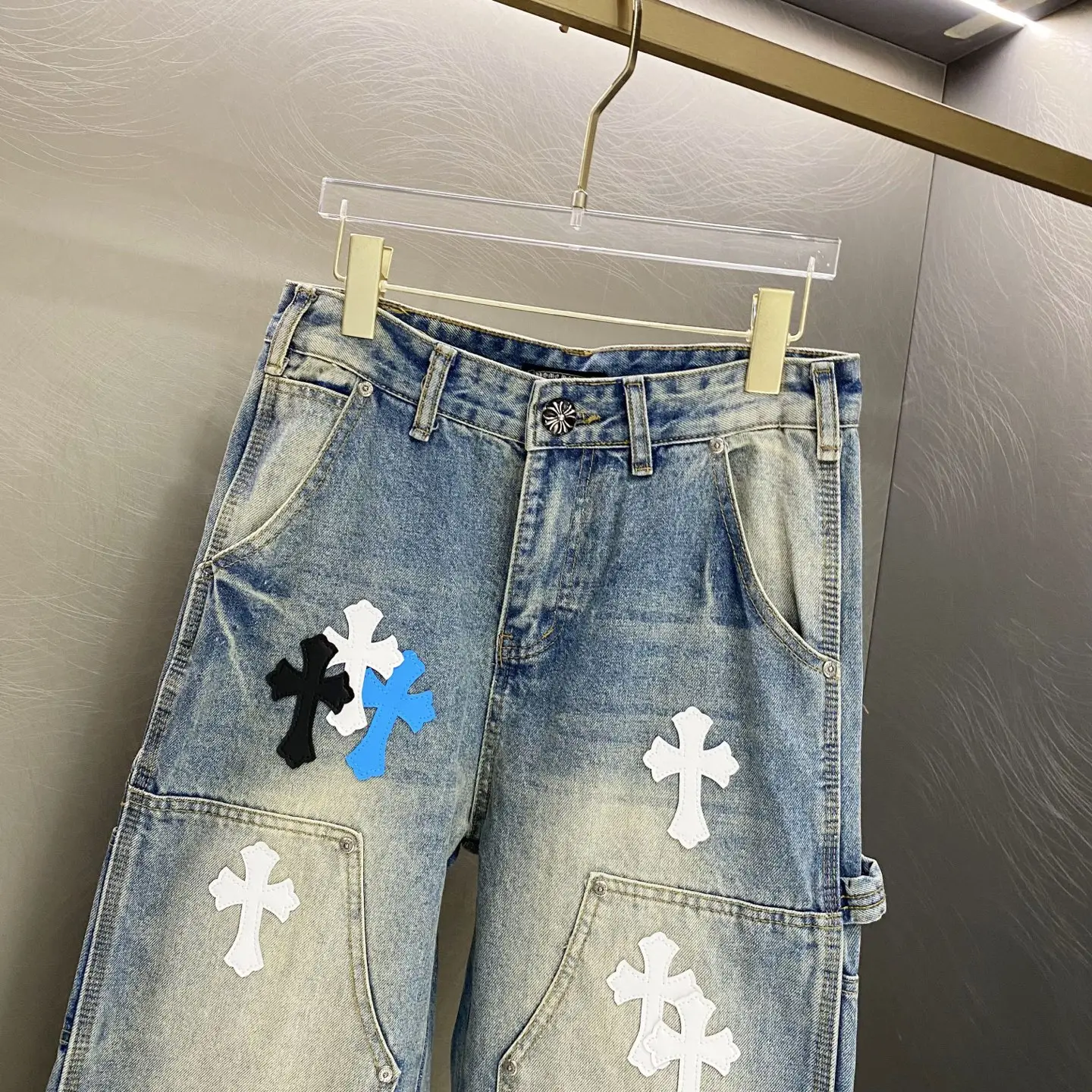 Cross Patch Straight-Leg Carpenter Jeans D19519618 — view 5