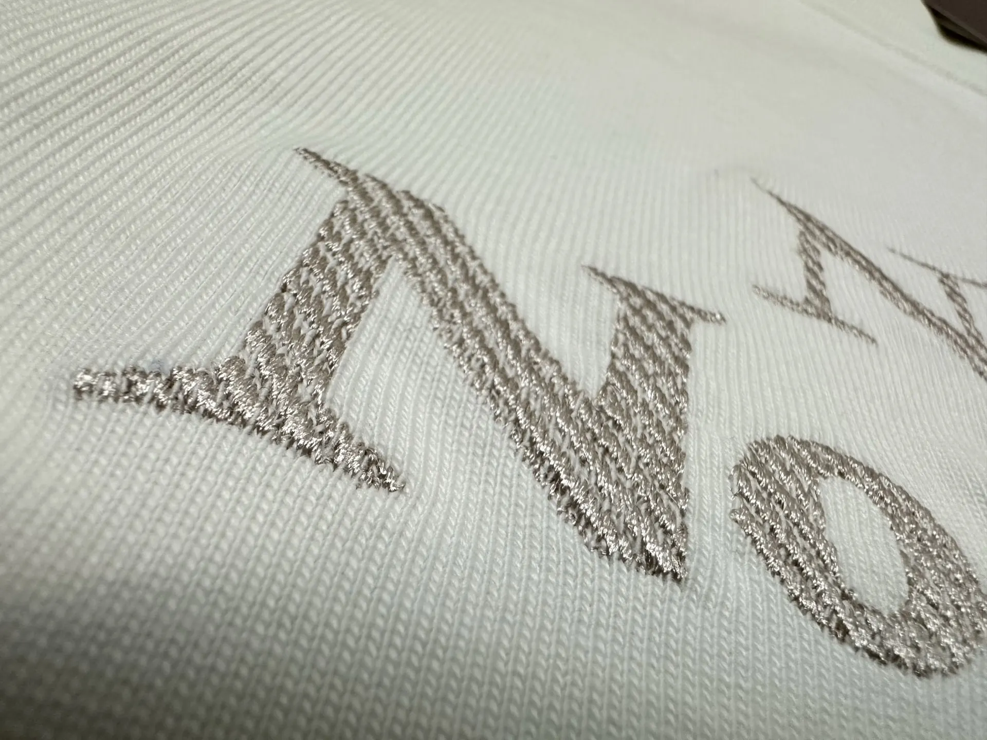 Embroidered Heavyweight Cotton T-Shirt D19511598 — view 8