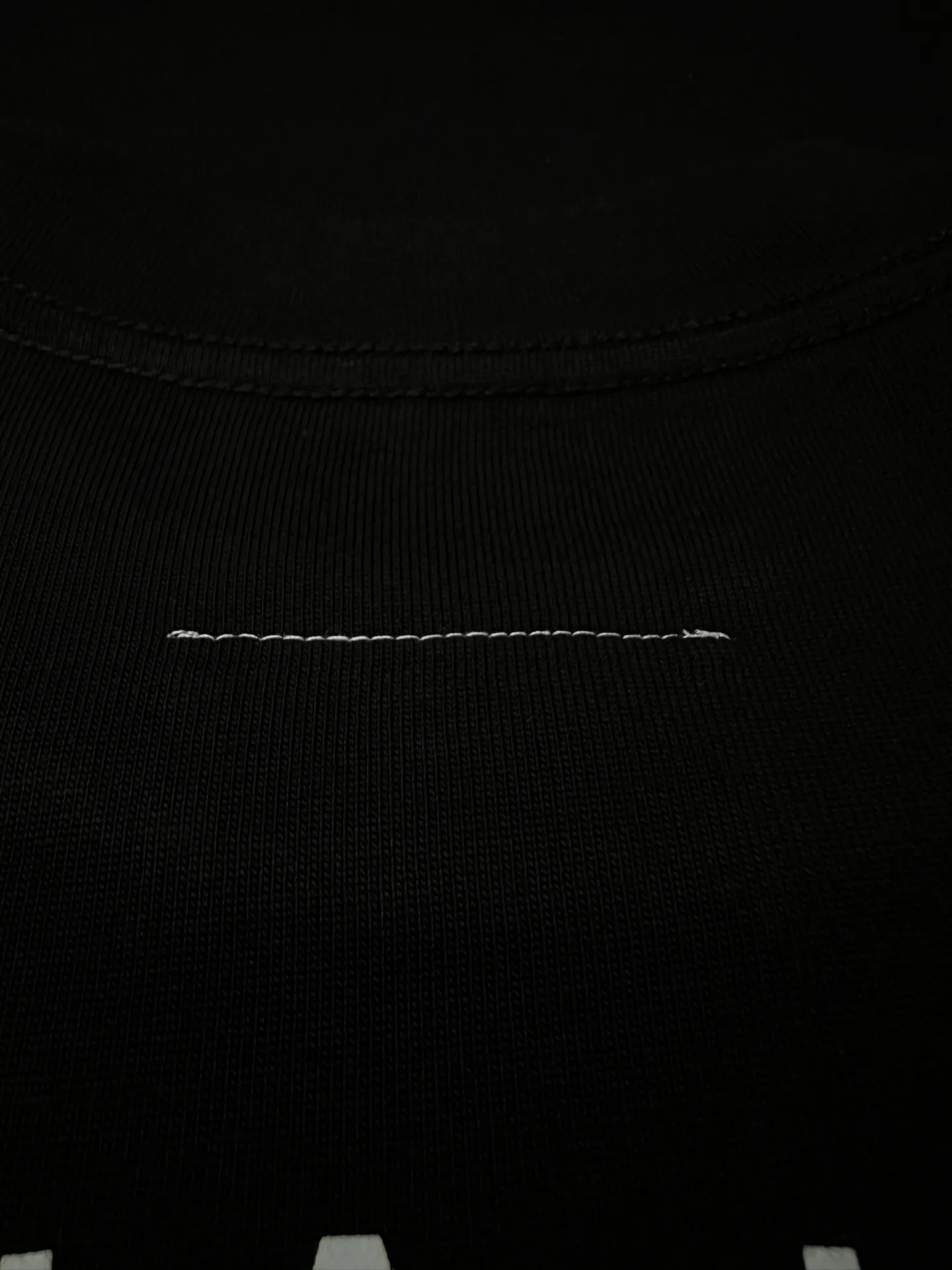 MM6 Maison Margiela Flocked Logo Heavyweight T-Shirt D19525025 — view 9