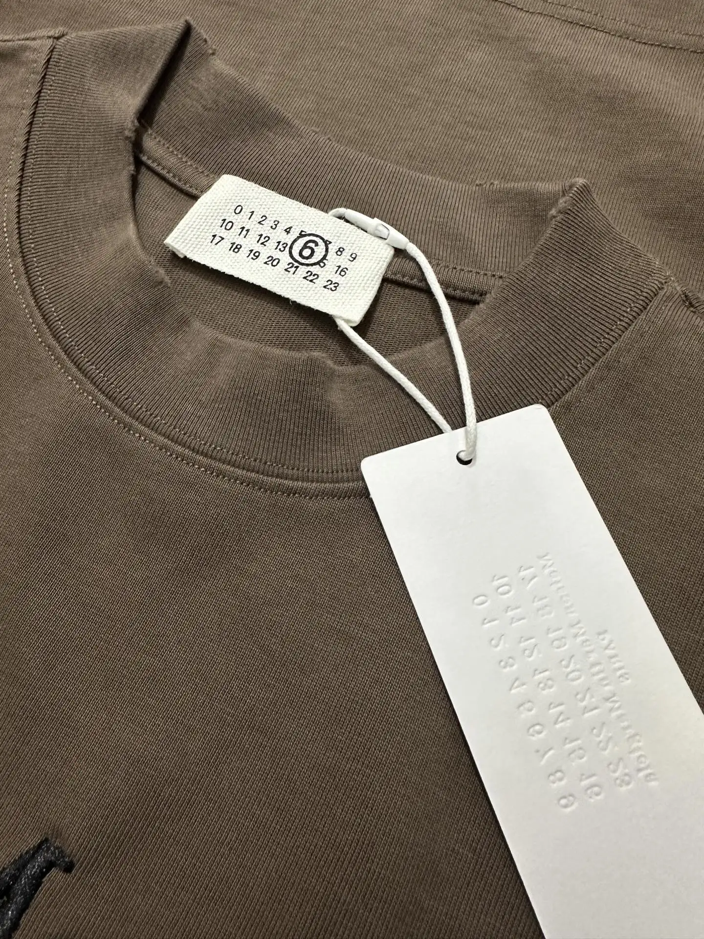 Maison Margiela Embroidered Logo Heavyweight T-Shirt D19518987 — view 6